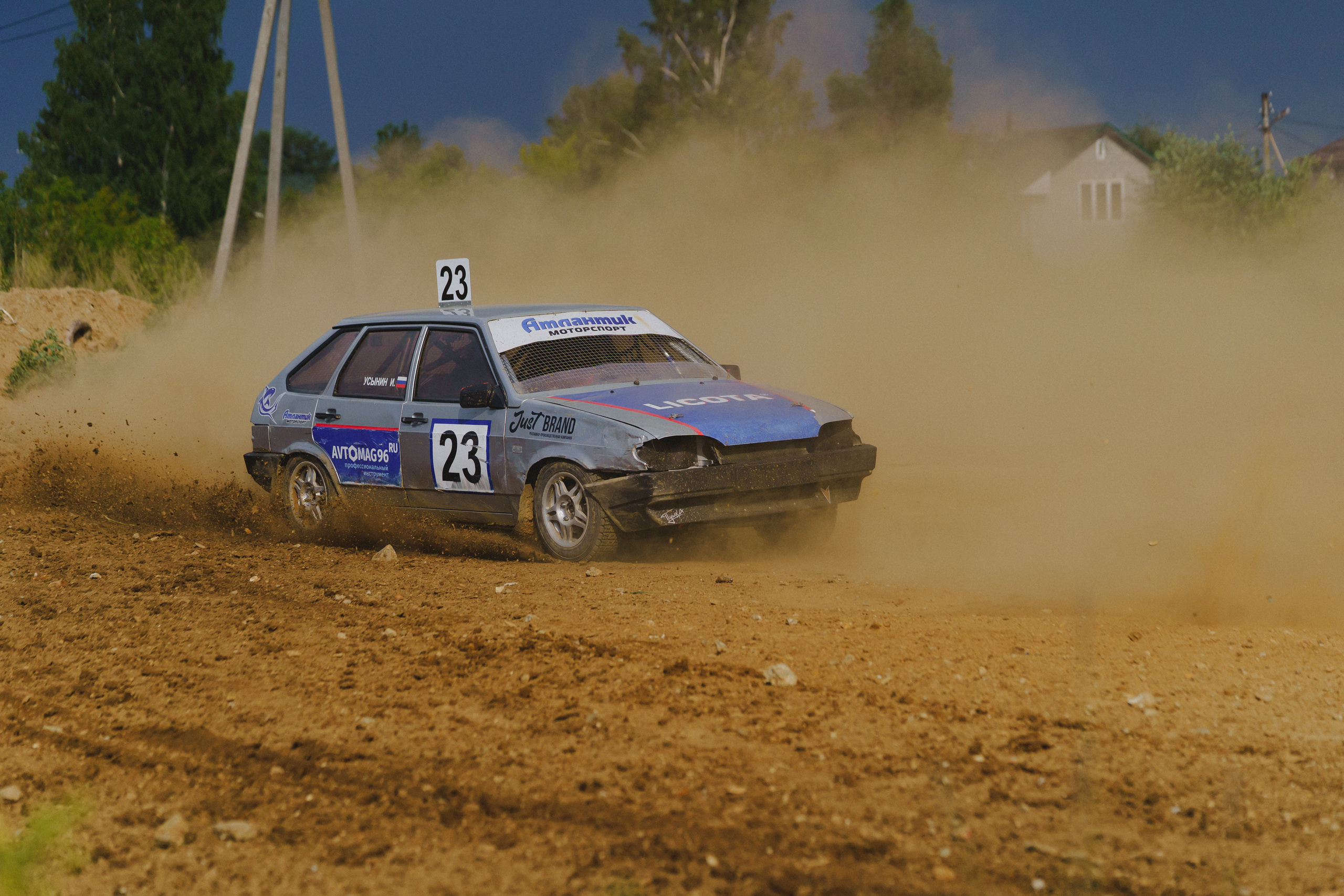 Автокросс Березовский. Фотограф Камиль Умеров. Фотограф в детский сад в Екатеринбурге, выпускные альбомы Юлия Умерова