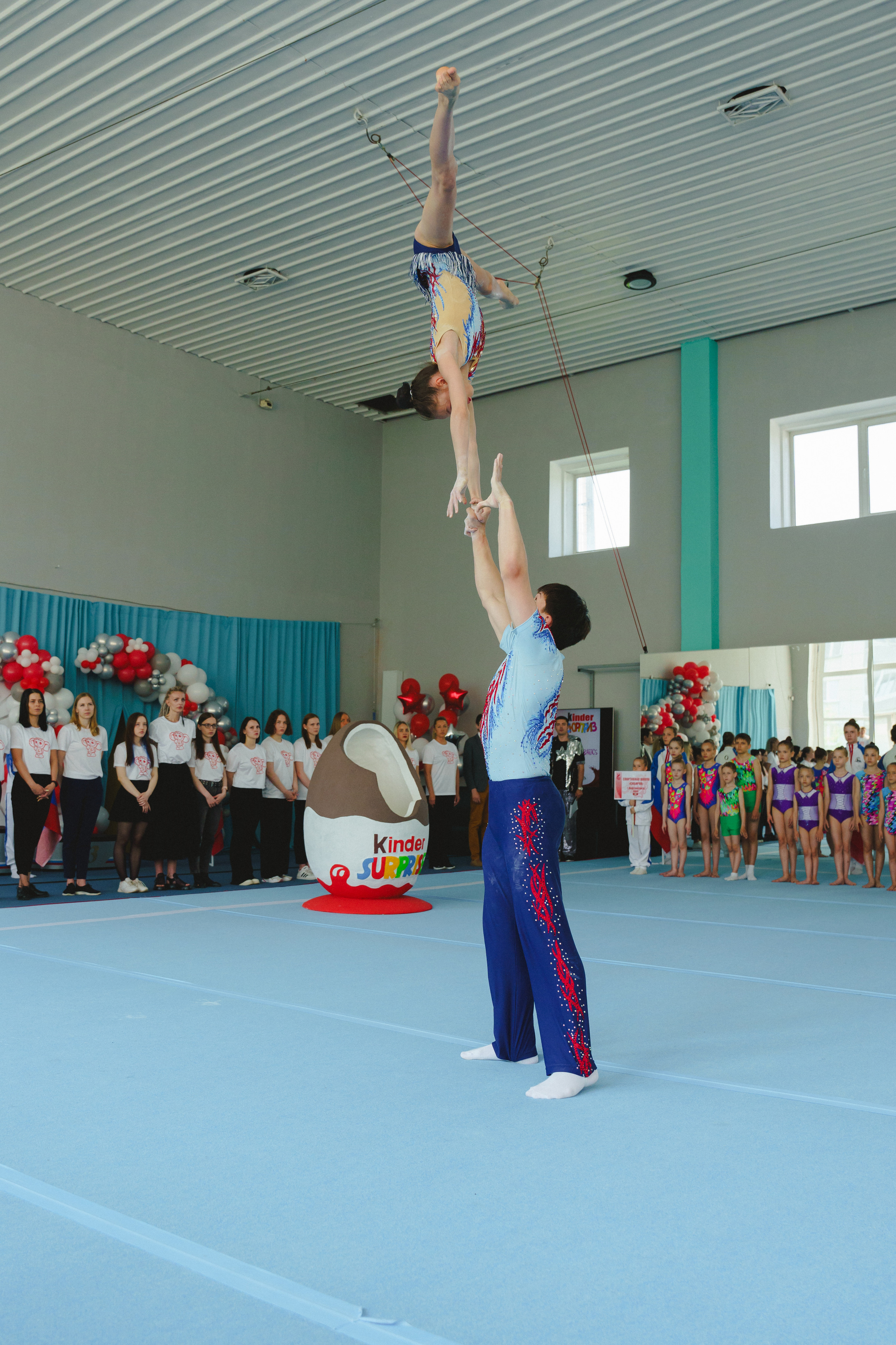 Межрегиональные соревнования по спортивной акробатике «Киндер Сюрприз». Фотограф в детский сад в Екатеринбурге, выпускные альбомы Юлия Умерова