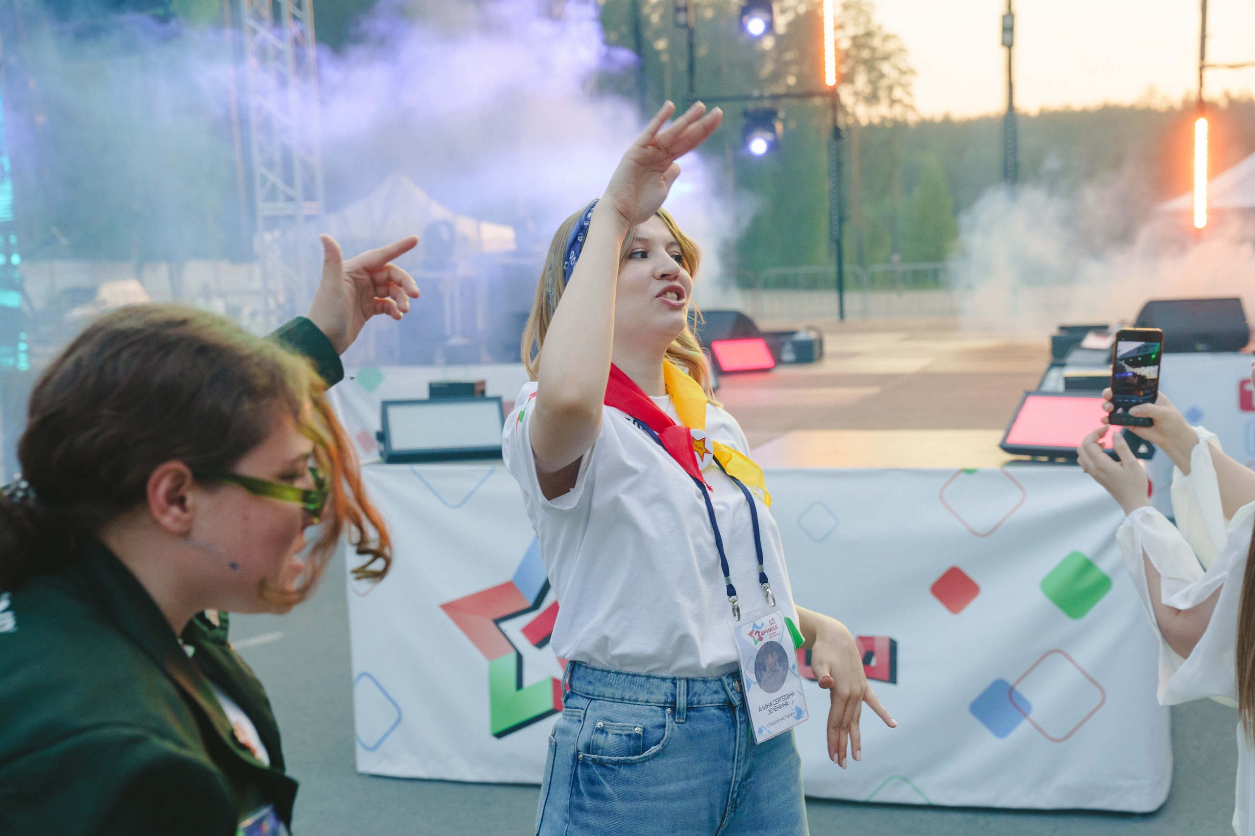 Юбилей БМАУ ДЗОЛ «Зарница». Фотограф в детский сад в Екатеринбурге, выпускные альбомы Юлия Умерова