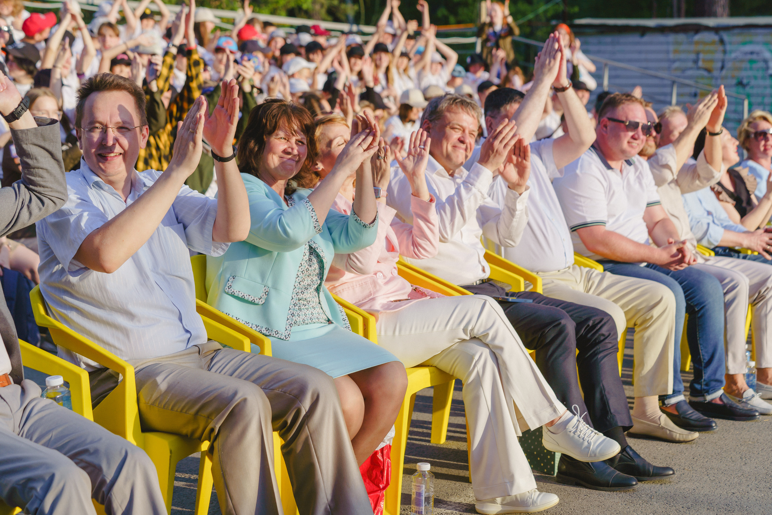 Юбилей БМАУ ДЗОЛ «Зарница». Фотограф в детский сад в Екатеринбурге, выпускные альбомы Юлия Умерова