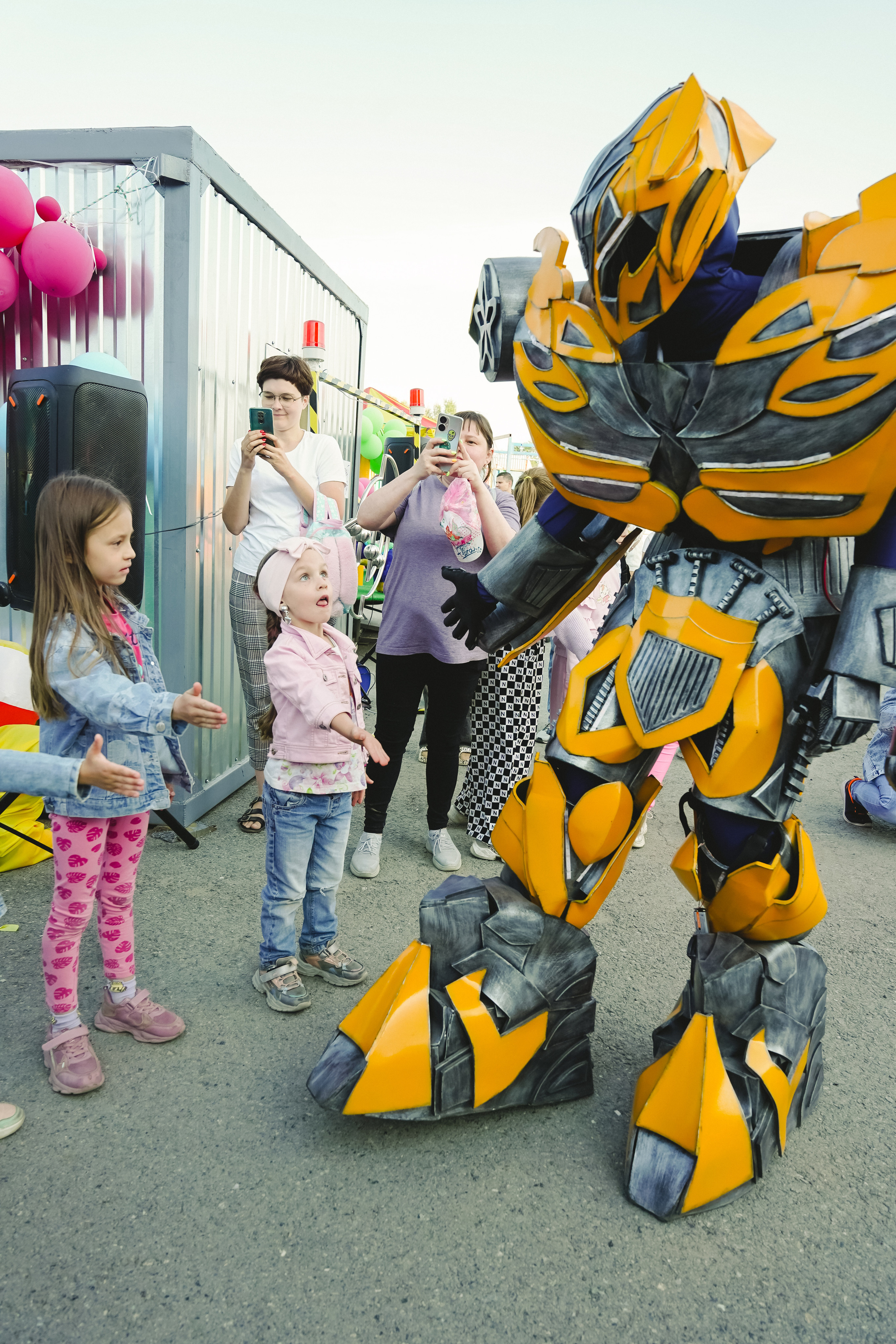 Открытие парка аттракционов «Галактика развлечений». Фотограф в детский сад в Екатеринбурге, выпускные альбомы Юлия Умерова