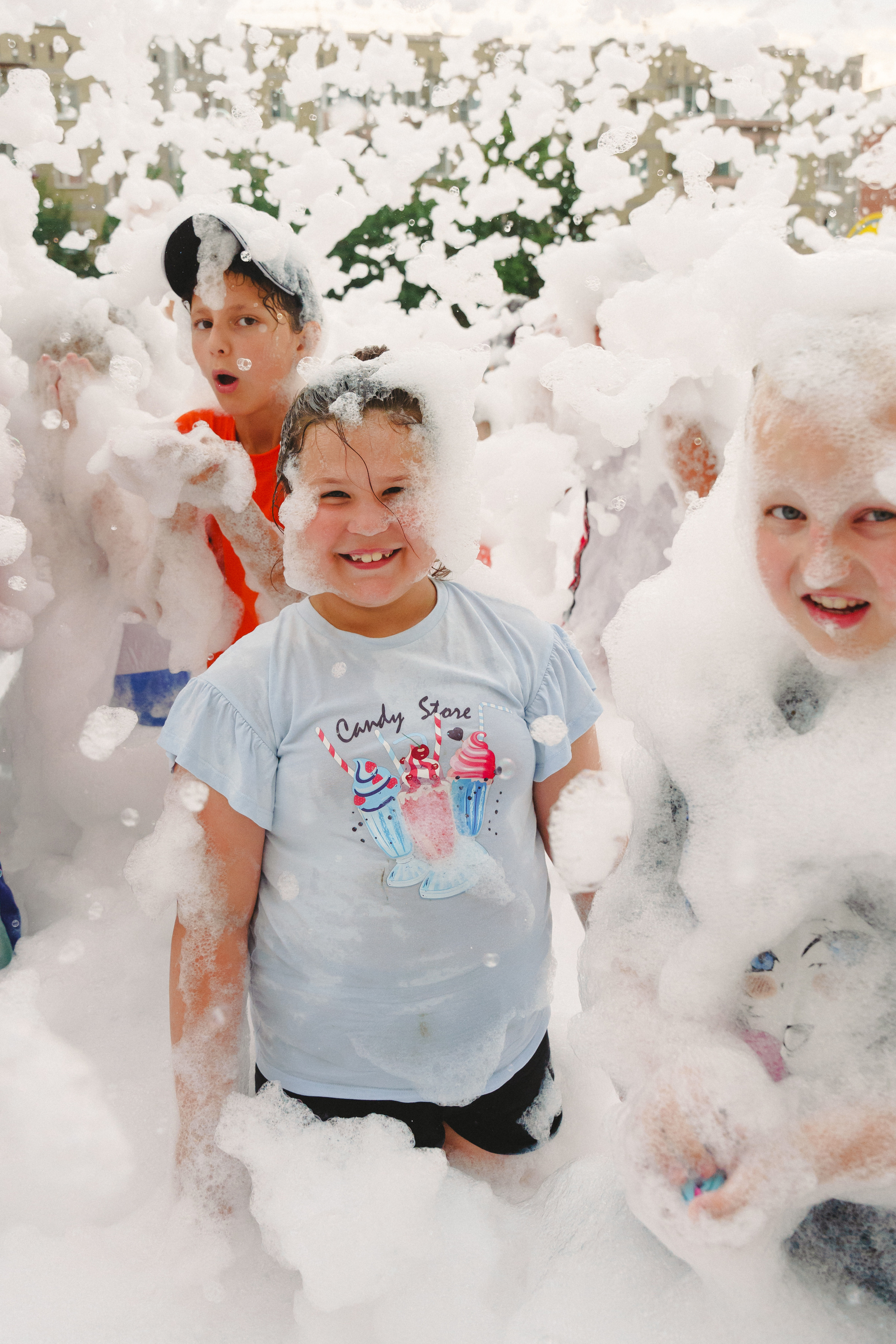 Пена — ПАТИ «Галактика развлечений» и «УК КОТ». Фотограф в детский сад в Екатеринбурге, выпускные альбомы Юлия Умерова