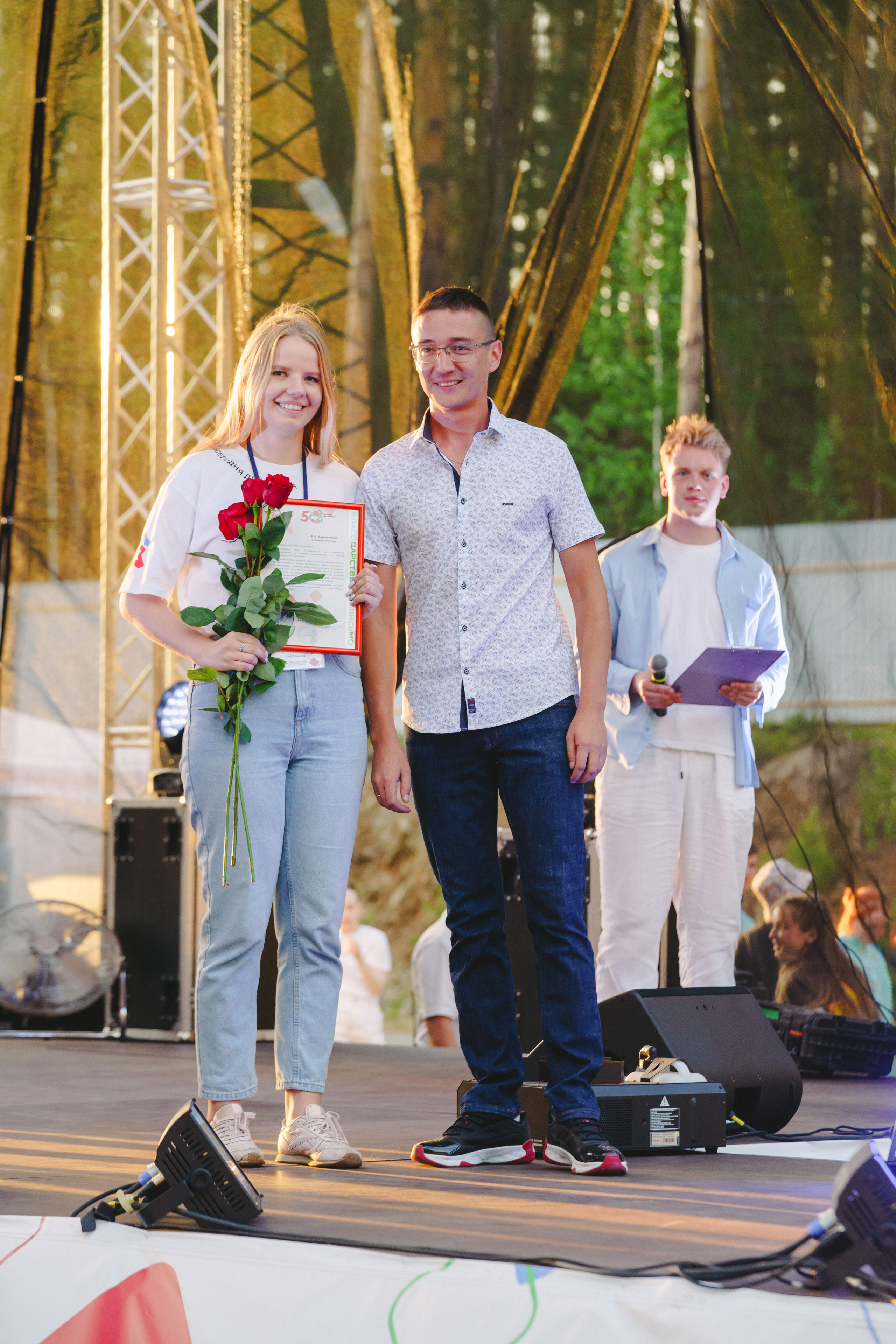 Юбилей БМАУ ДЗОЛ «Зарница». Фотограф в детский сад в Екатеринбурге, выпускные альбомы Юлия Умерова