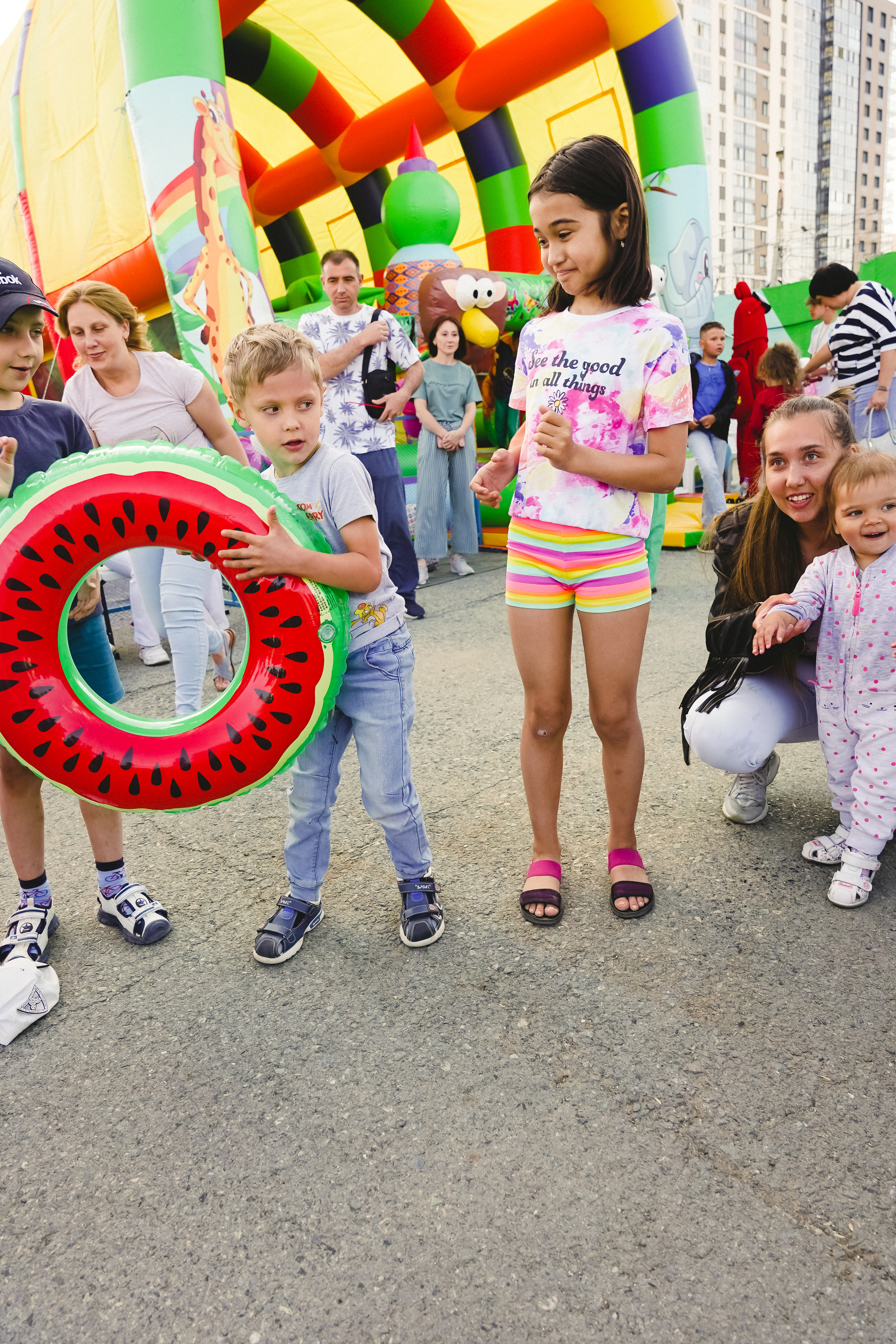 Открытие парка аттракционов «Галактика развлечений». Фотограф в детский сад в Екатеринбурге, выпускные альбомы Юлия Умерова