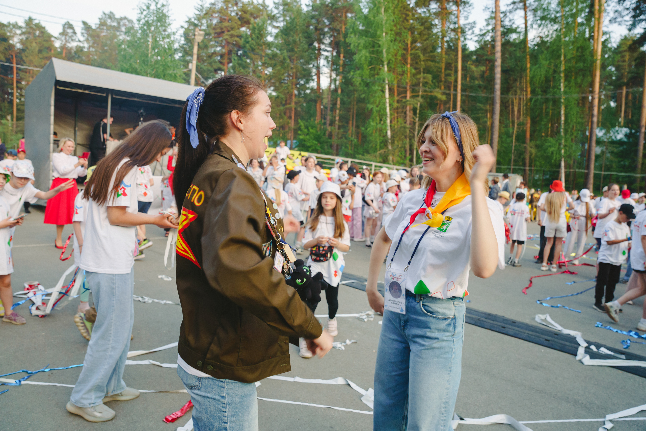 Юбилей БМАУ ДЗОЛ «Зарница». Фотограф в детский сад в Екатеринбурге, выпускные альбомы Юлия Умерова