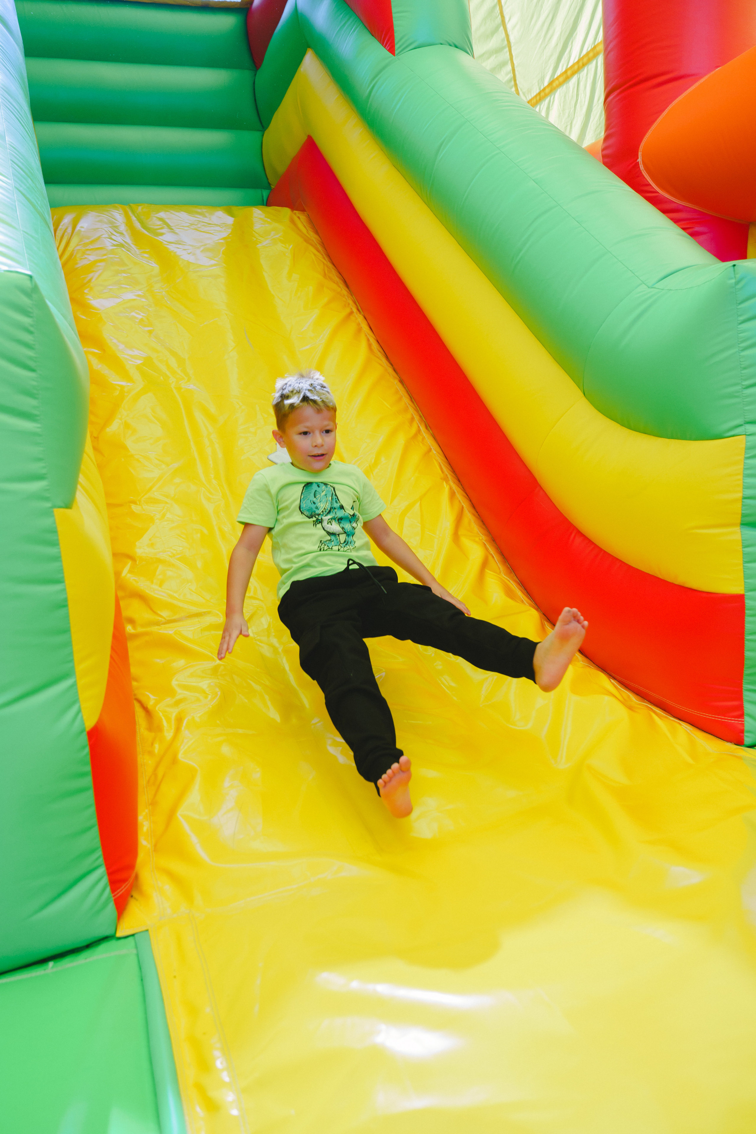 Открытие парка аттракционов «Галактика развлечений». Фотограф в детский сад в Екатеринбурге, выпускные альбомы Юлия Умерова