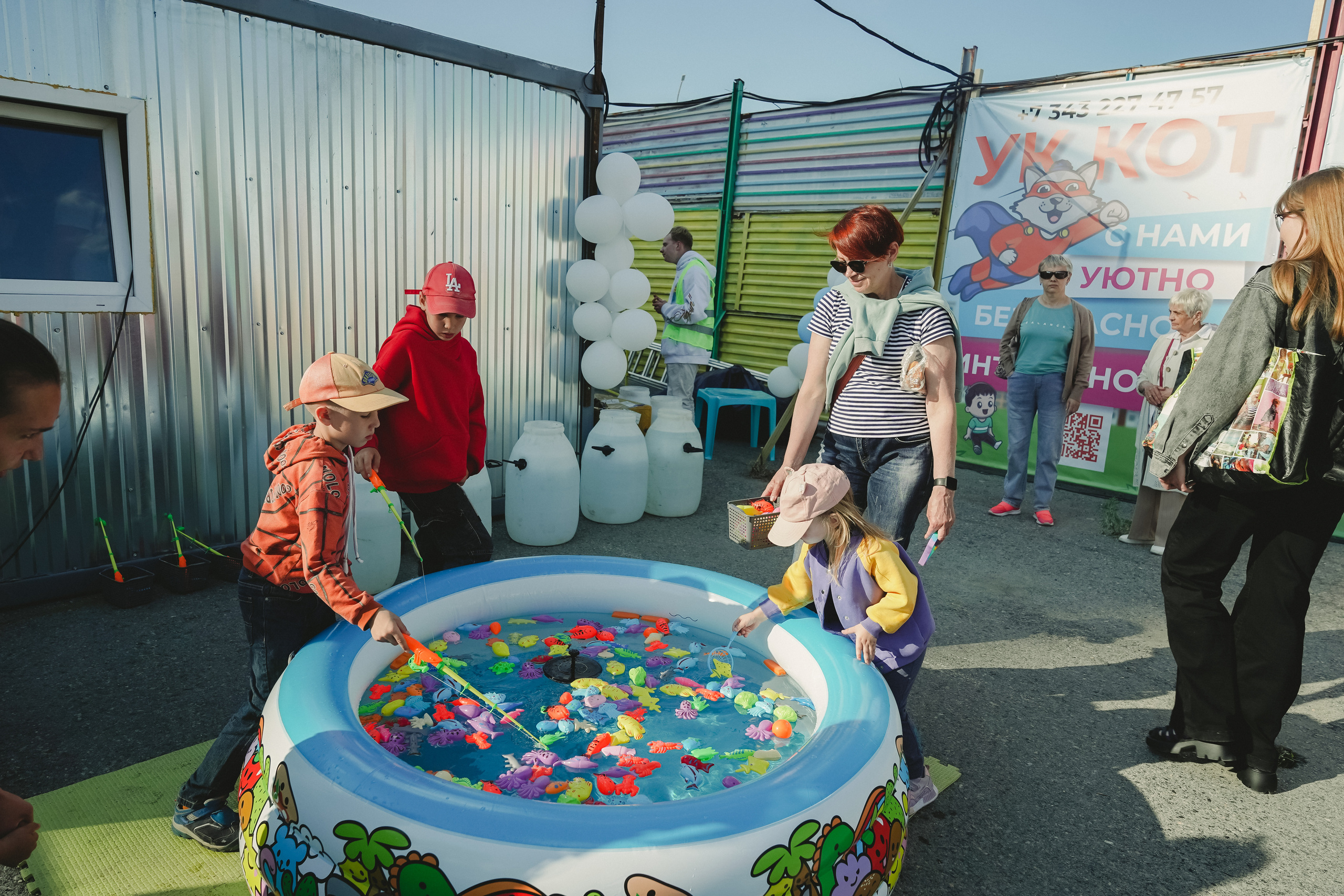 Открытие парка аттракционов «Галактика развлечений». Фотограф в детский сад в Екатеринбурге, выпускные альбомы Юлия Умерова