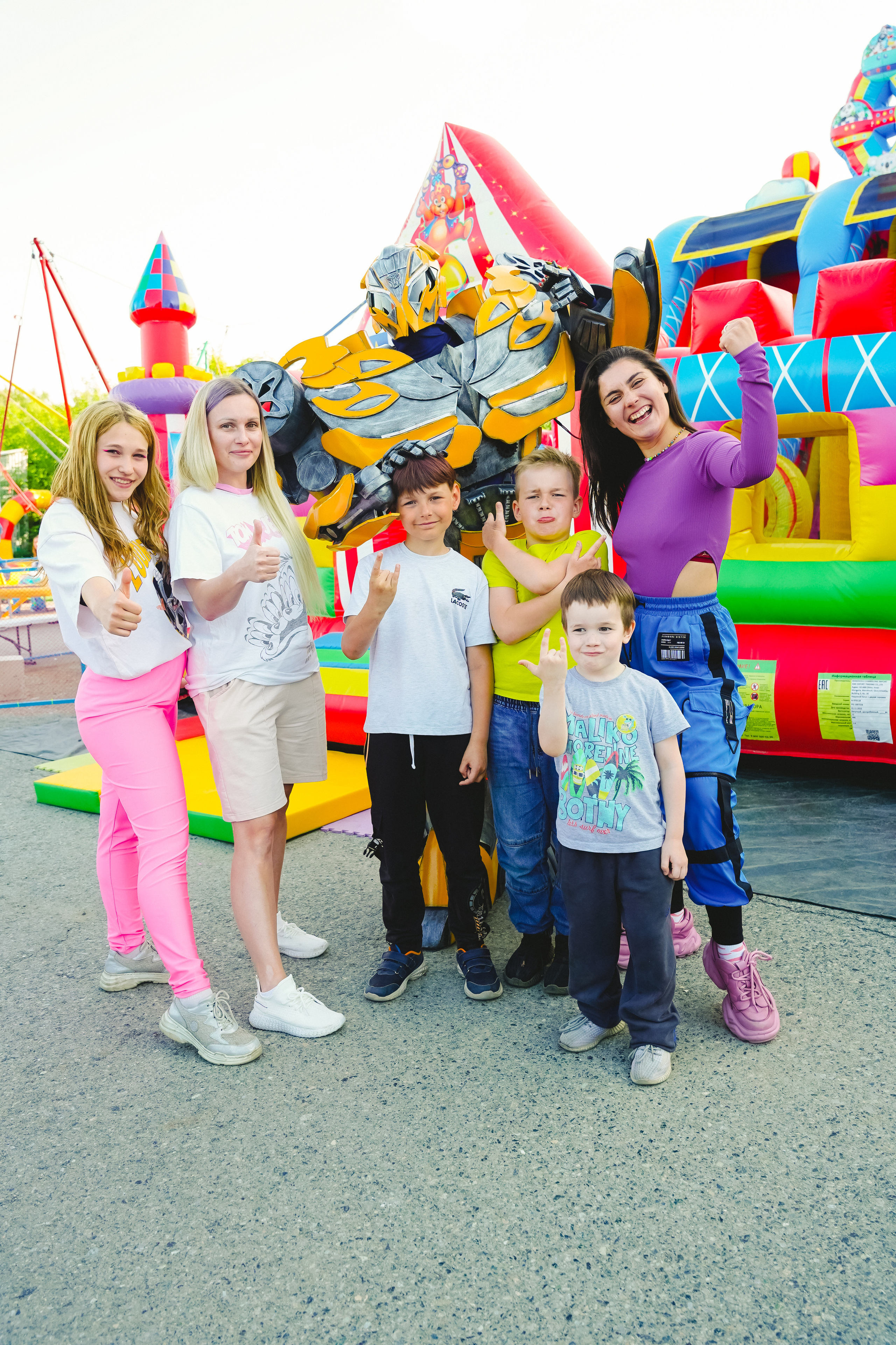 Открытие парка аттракционов «Галактика развлечений». Фотограф в детский сад в Екатеринбурге, выпускные альбомы Юлия Умерова