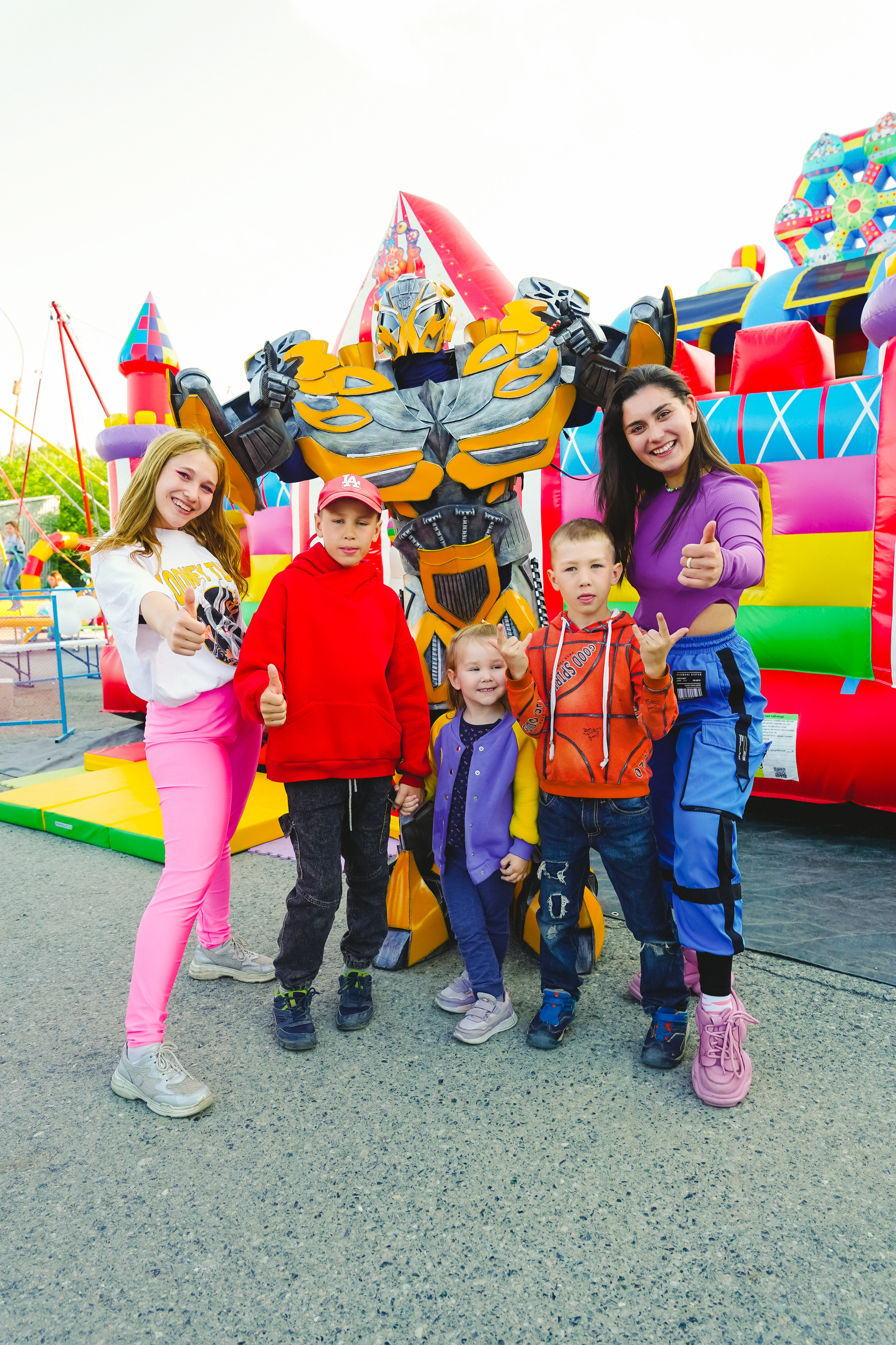 Открытие парка аттракционов «Галактика развлечений». Фотограф в детский сад в Екатеринбурге, выпускные альбомы Юлия Умерова