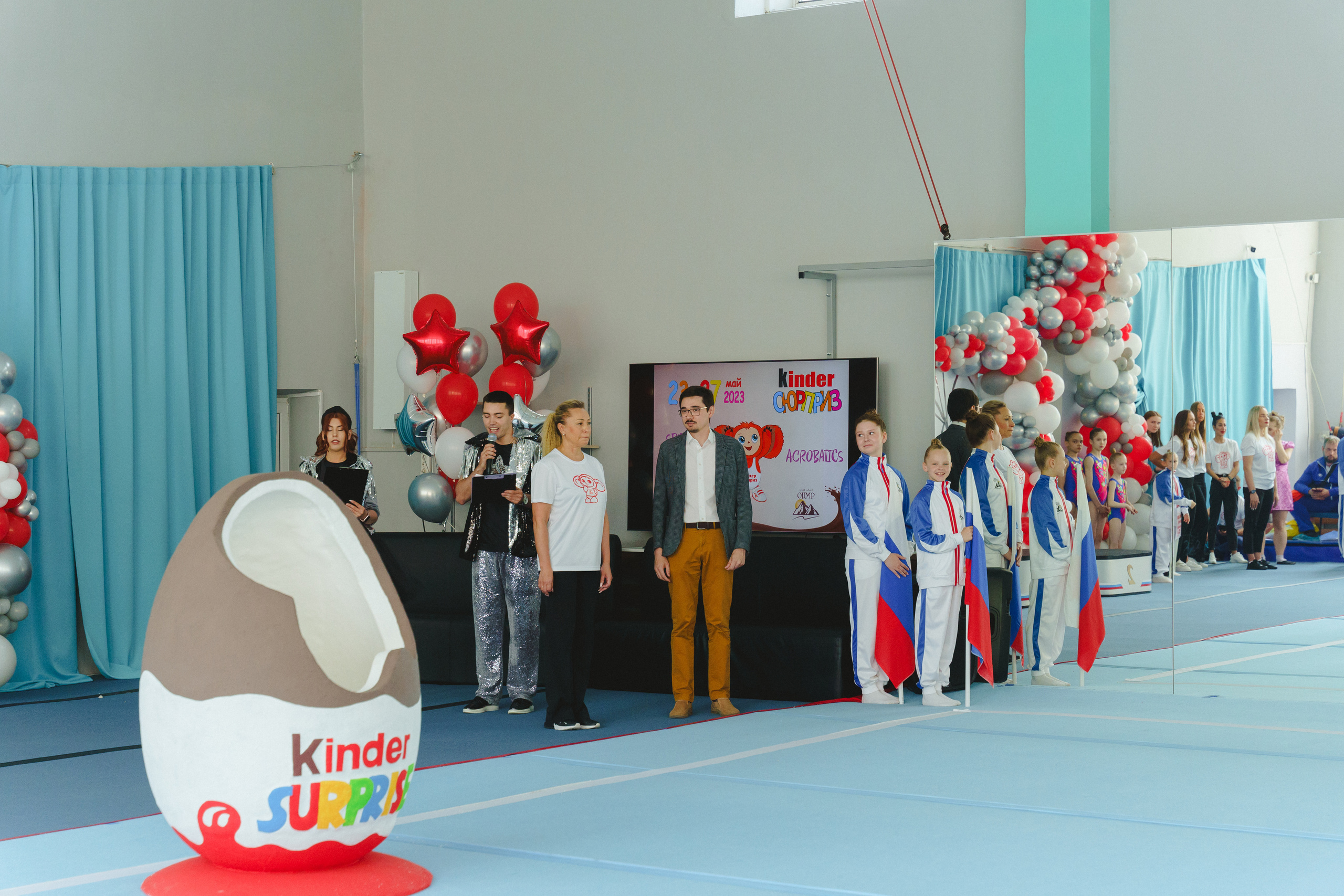 Межрегиональные соревнования по спортивной акробатике «Киндер Сюрприз». Фотограф в детский сад в Екатеринбурге, выпускные альбомы Юлия Умерова