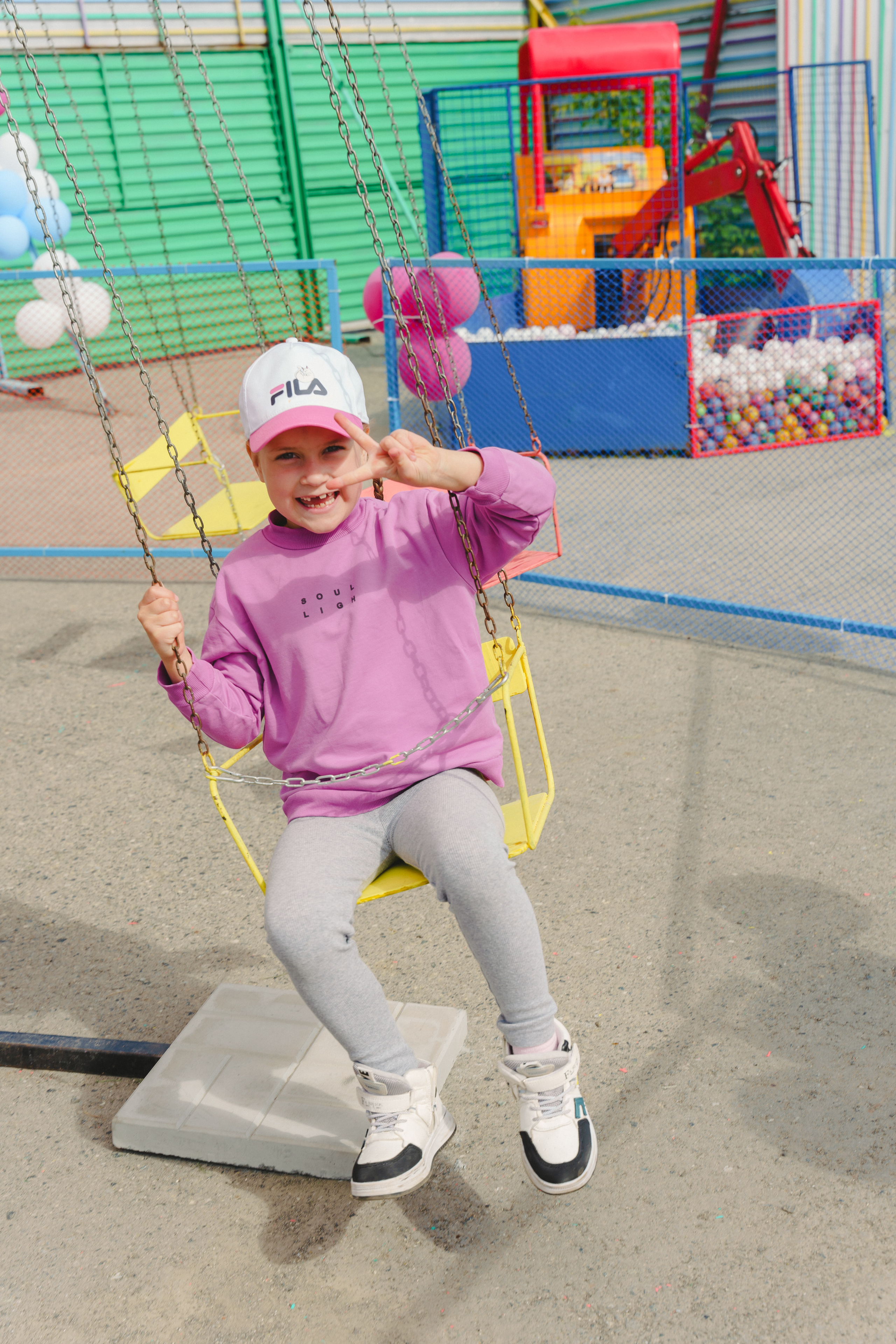 Открытие парка аттракционов «Галактика развлечений». Фотограф в детский сад в Екатеринбурге, выпускные альбомы Юлия Умерова