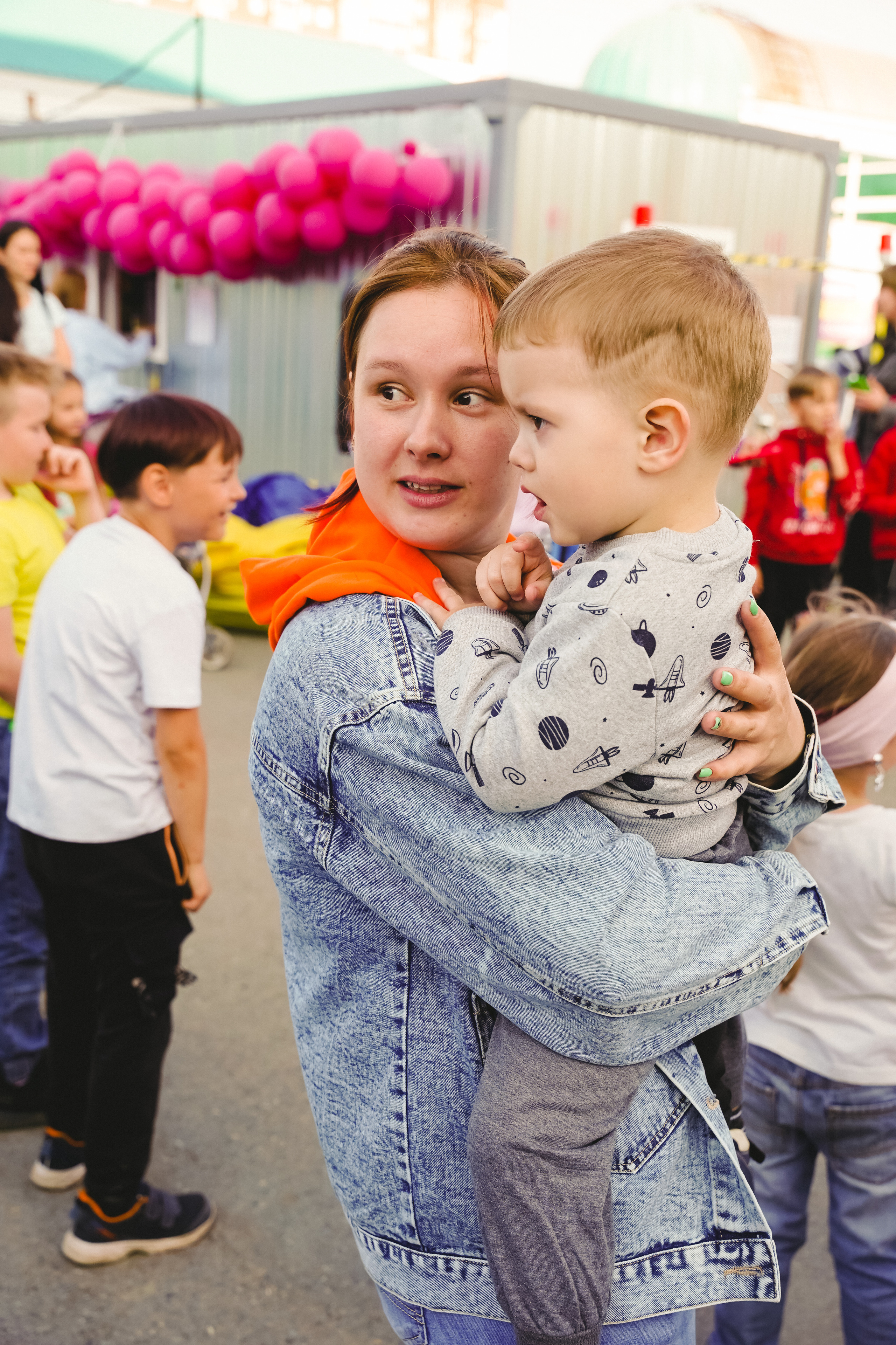 Открытие парка аттракционов «Галактика развлечений». Фотограф в детский сад в Екатеринбурге, выпускные альбомы Юлия Умерова