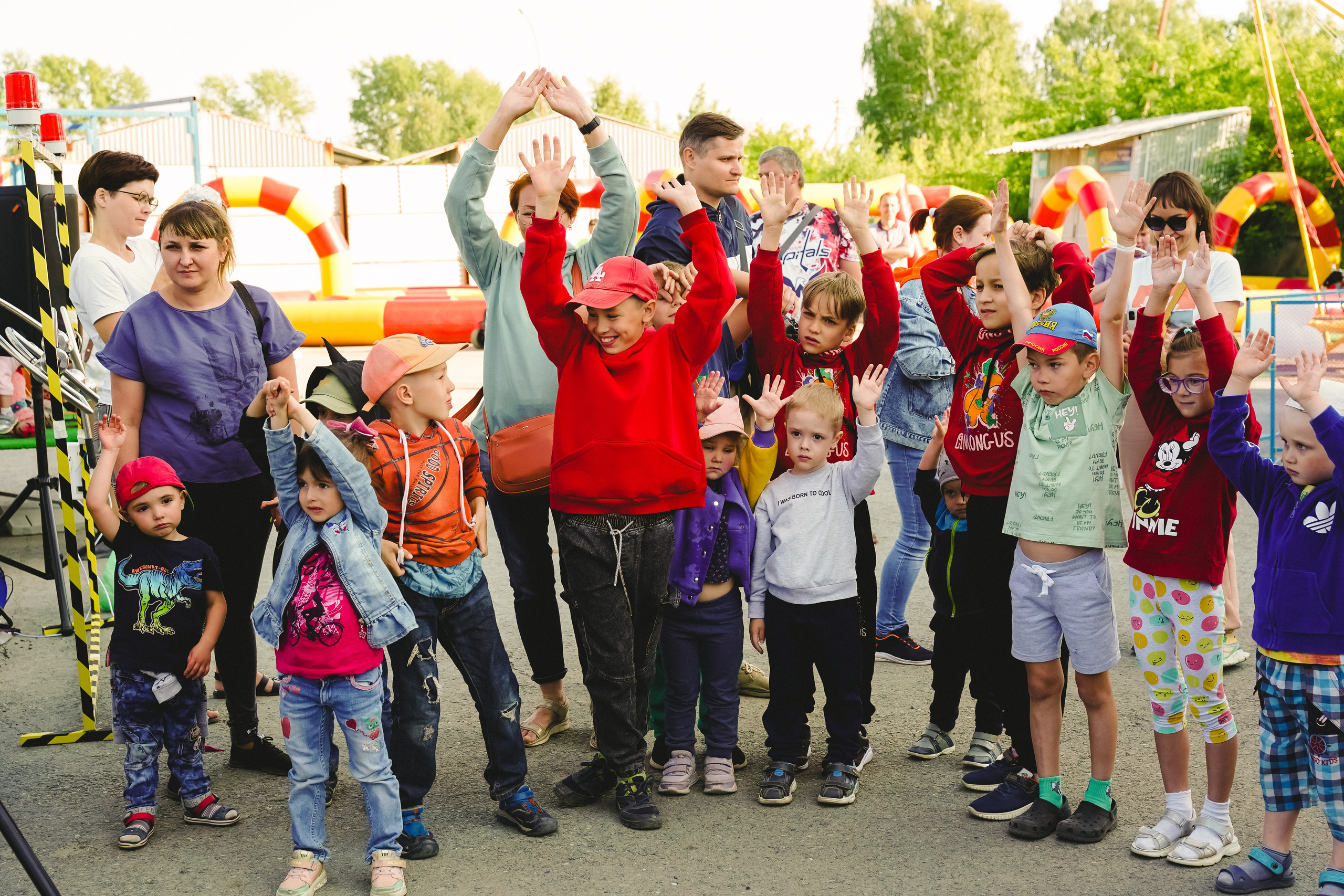 Открытие парка аттракционов «Галактика развлечений». Фотограф в детский сад в Екатеринбурге, выпускные альбомы Юлия Умерова