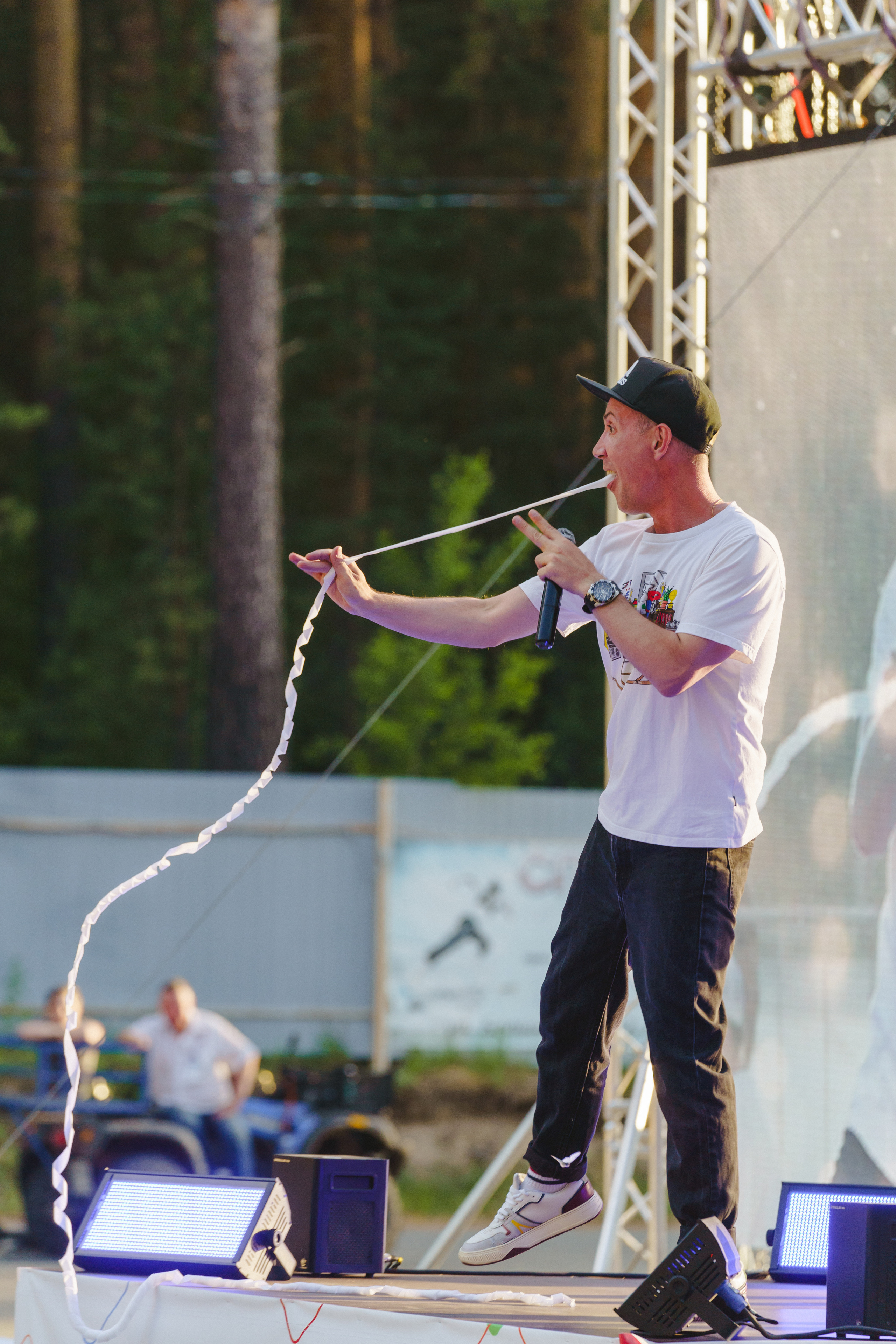 Юбилей БМАУ ДЗОЛ «Зарница». Фотограф в детский сад в Екатеринбурге, выпускные альбомы Юлия Умерова