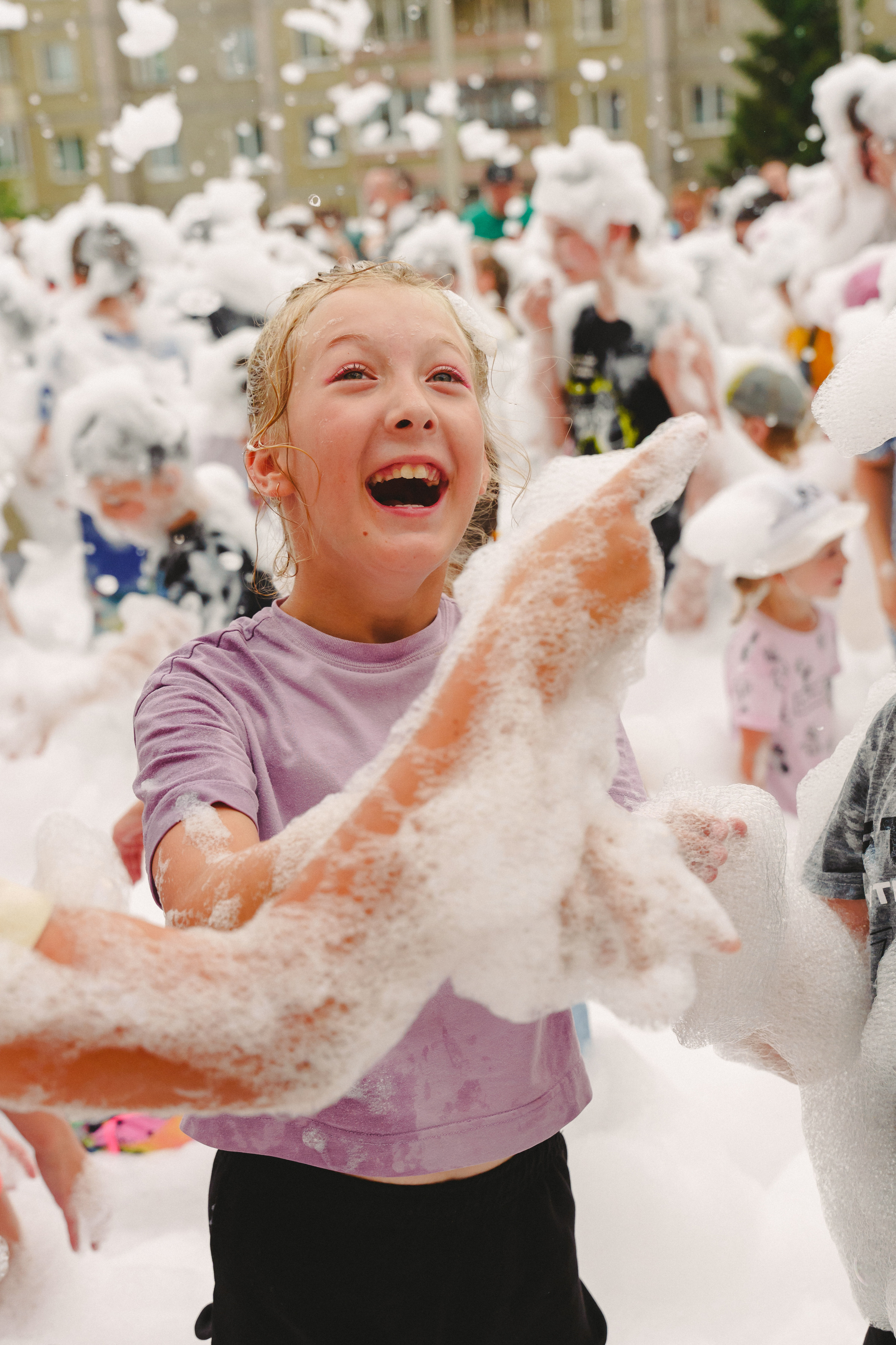 Пена — ПАТИ «Галактика развлечений» и «УК КОТ». Фотограф в детский сад в Екатеринбурге, выпускные альбомы Юлия Умерова