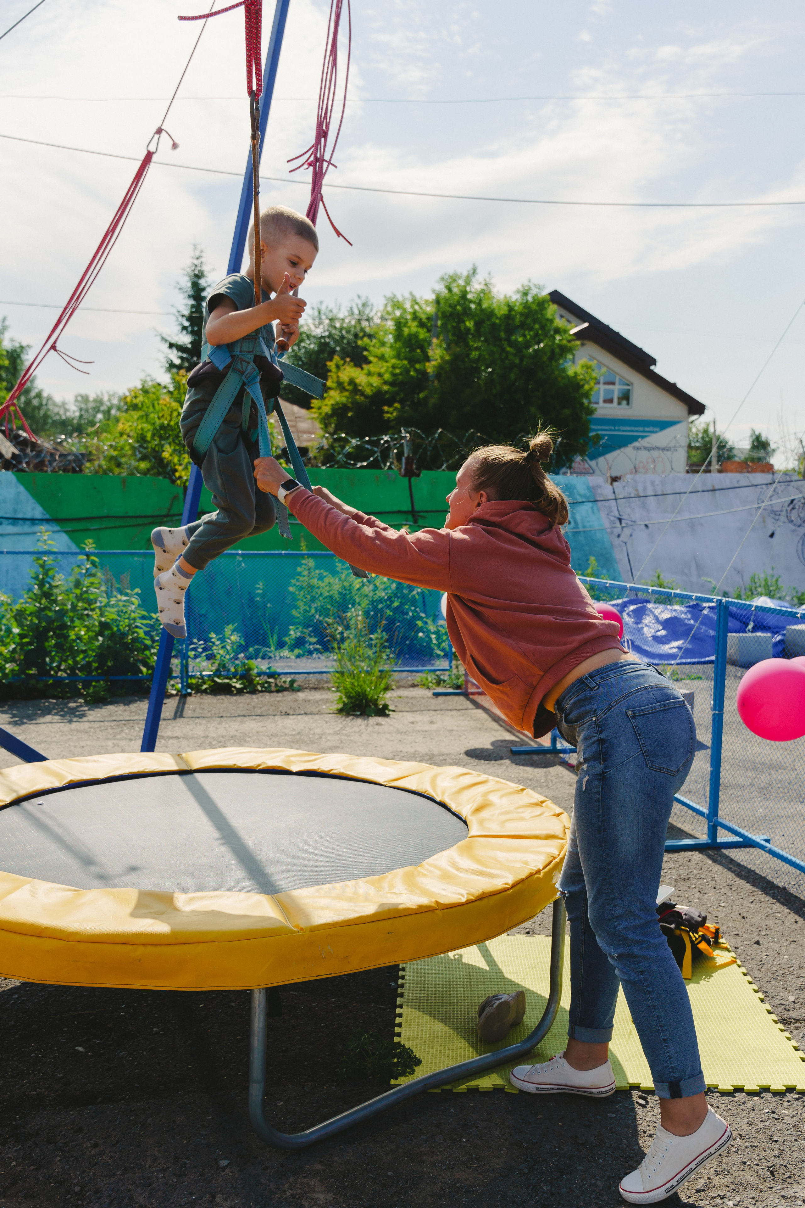 Открытие парка аттракционов «Галактика развлечений». Фотограф в детский сад в Екатеринбурге, выпускные альбомы Юлия Умерова