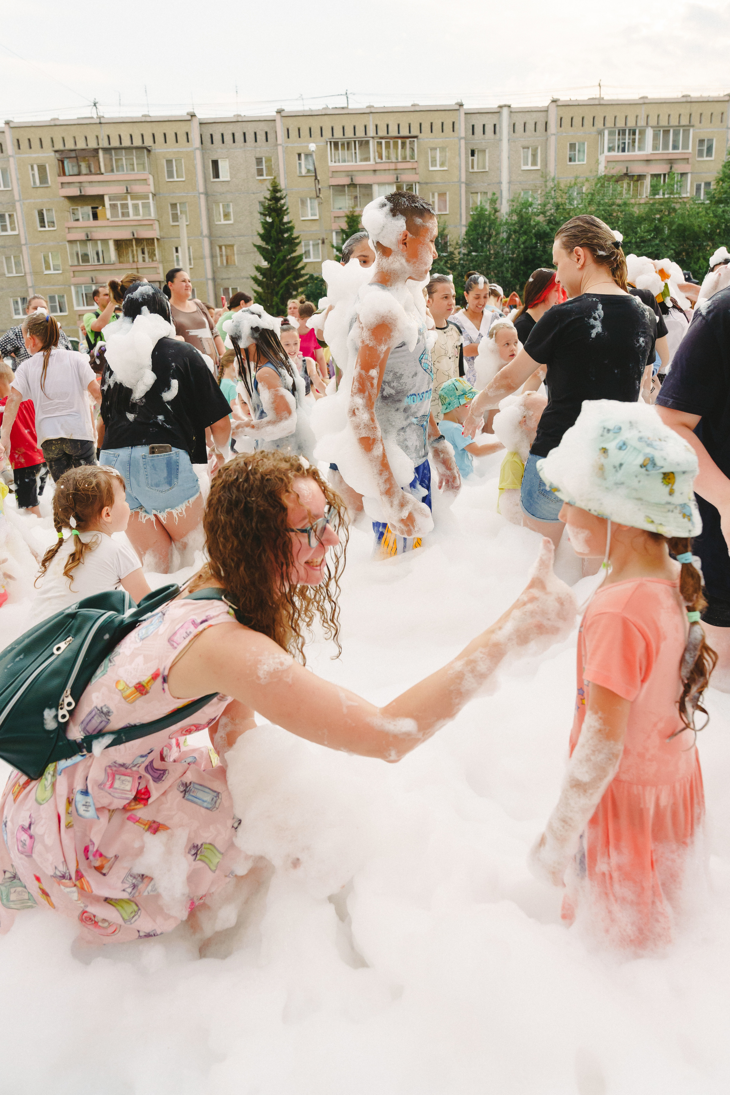 Пена — ПАТИ «Галактика развлечений» и «УК КОТ». Фотограф в детский сад в Екатеринбурге, выпускные альбомы Юлия Умерова