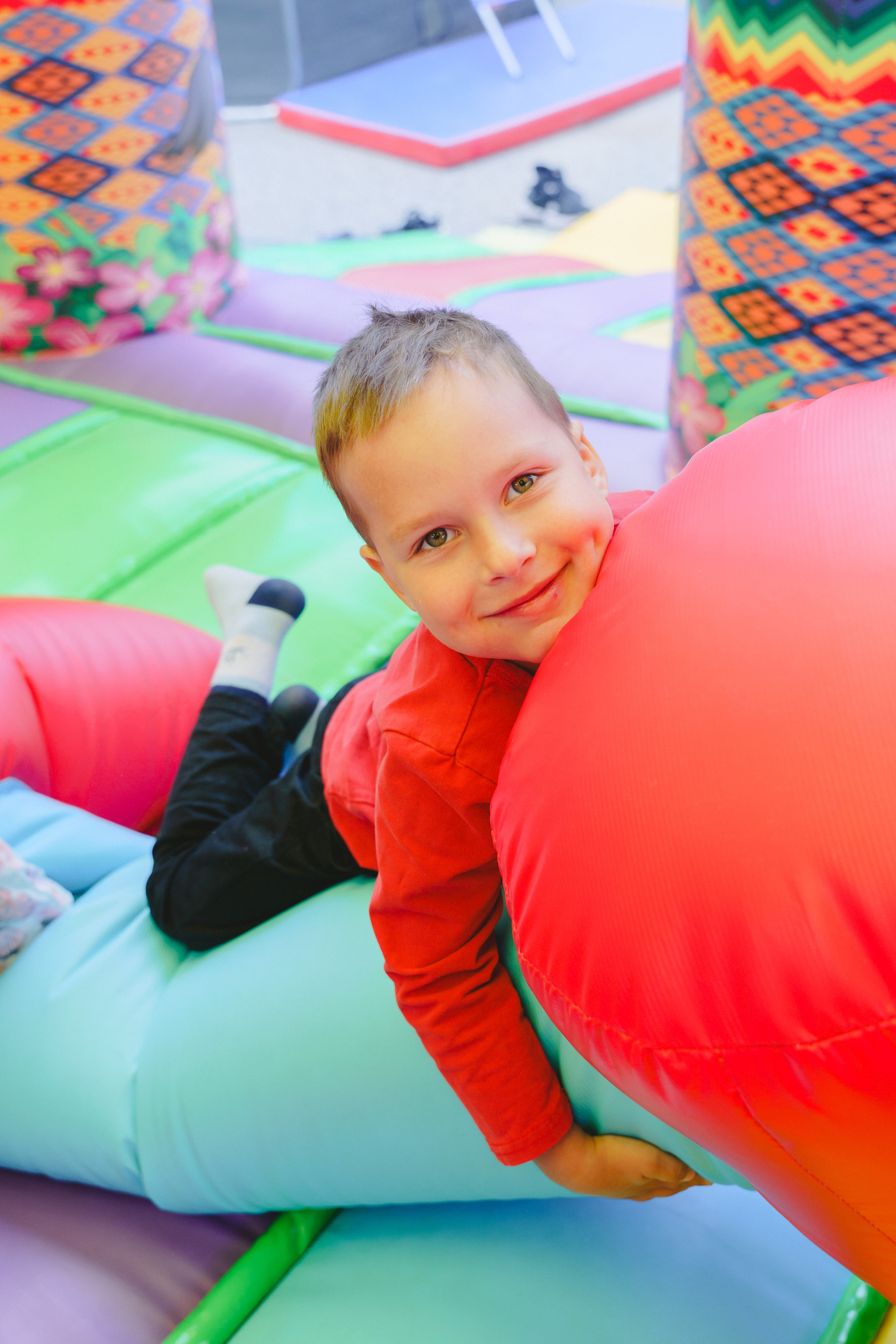 Открытие парка аттракционов «Галактика развлечений». Фотограф в детский сад в Екатеринбурге, выпускные альбомы Юлия Умерова