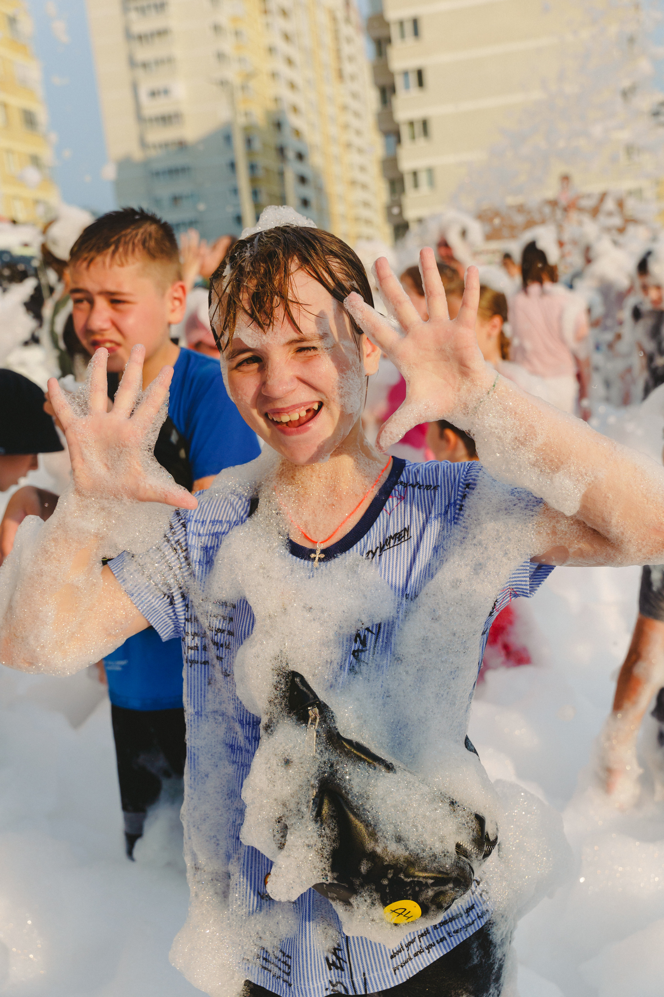 Пена — ПАТИ «Галактика развлечений» и «УК КОТ». Фотограф в детский сад в Екатеринбурге, выпускные альбомы Юлия Умерова