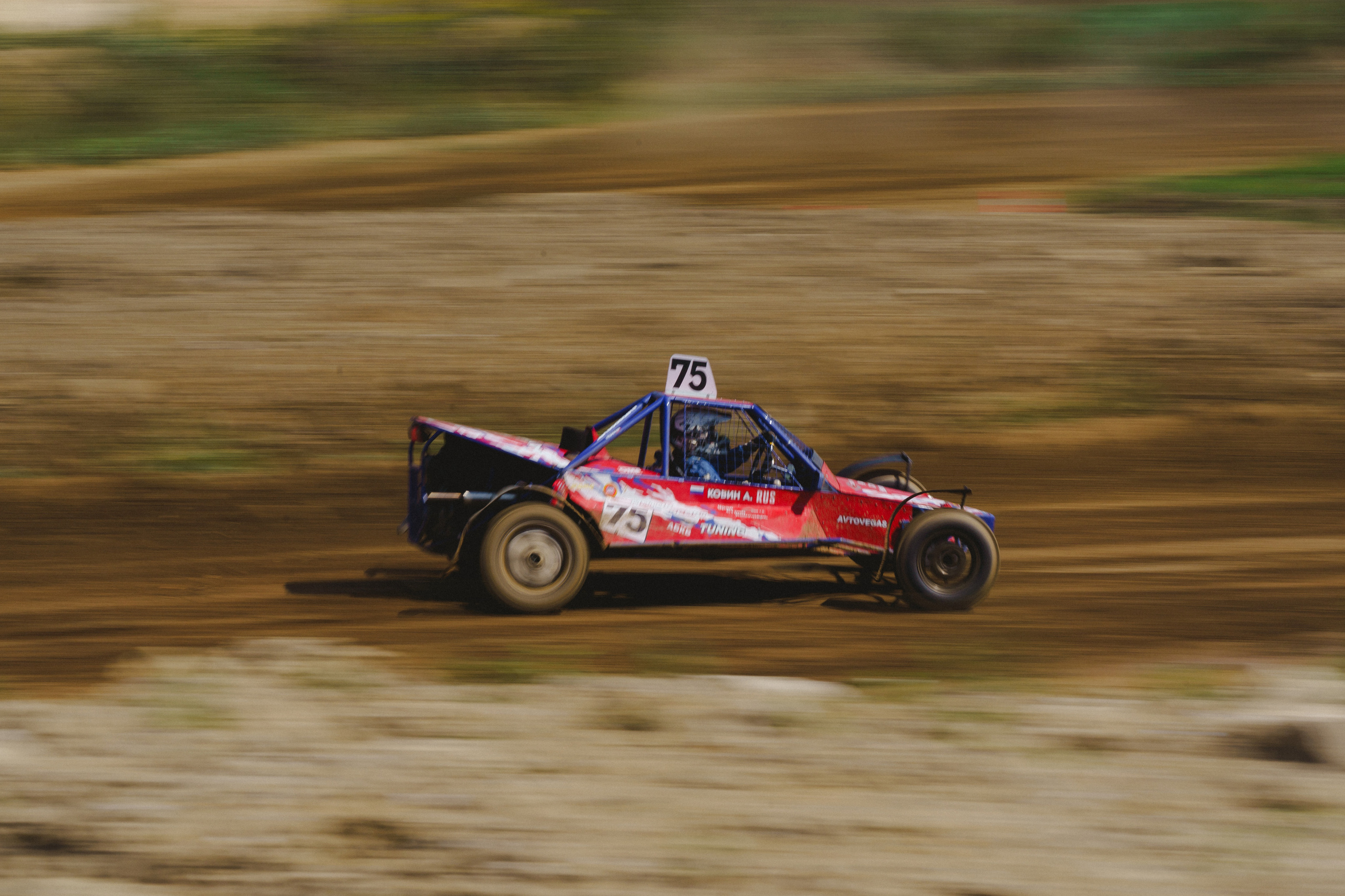 Автокросс Березовский. Фотограф Камиль Умеров. Фотограф в детский сад в Екатеринбурге, выпускные альбомы Юлия Умерова