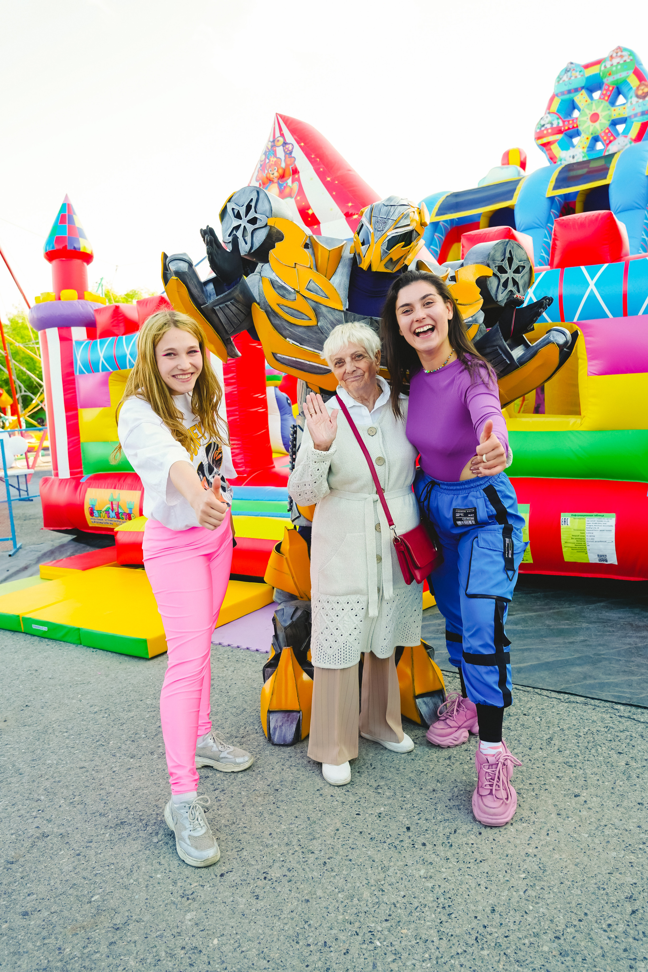 Открытие парка аттракционов «Галактика развлечений». Фотограф в детский сад в Екатеринбурге, выпускные альбомы Юлия Умерова