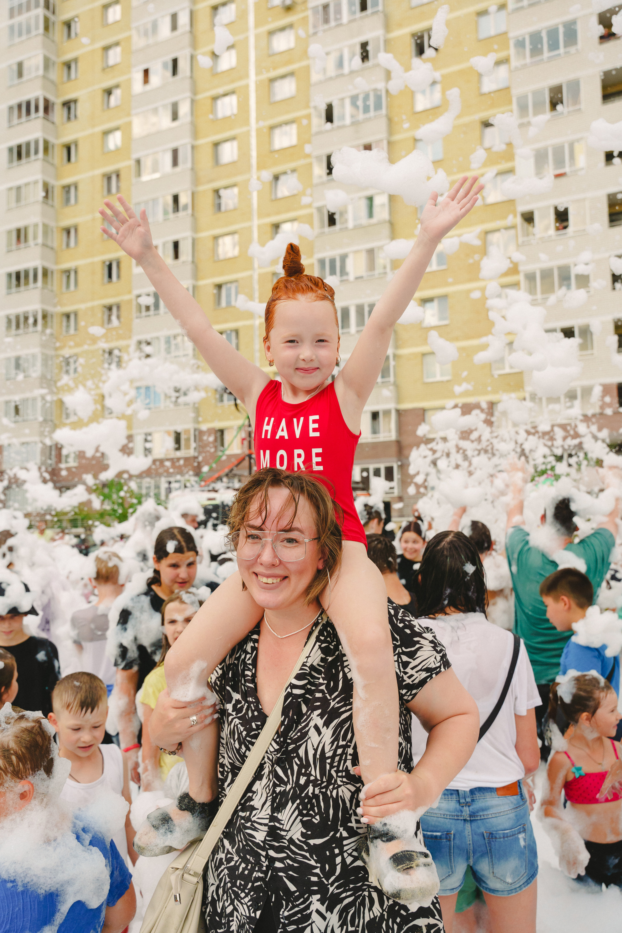 Пена — ПАТИ «Галактика развлечений» и «УК КОТ». Фотограф в детский сад в Екатеринбурге, выпускные альбомы Юлия Умерова