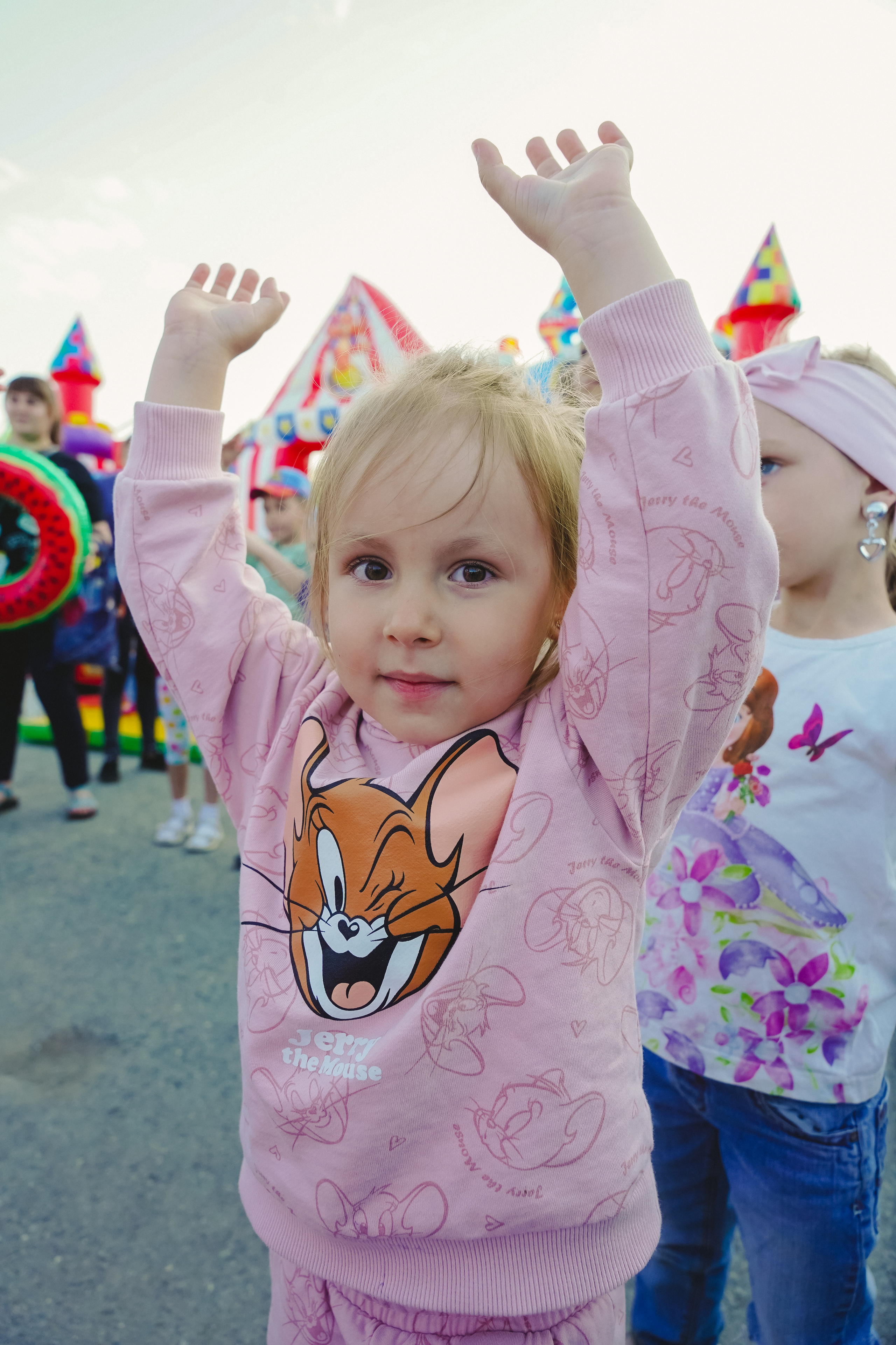 Открытие парка аттракционов «Галактика развлечений». Фотограф в детский сад в Екатеринбурге, выпускные альбомы Юлия Умерова