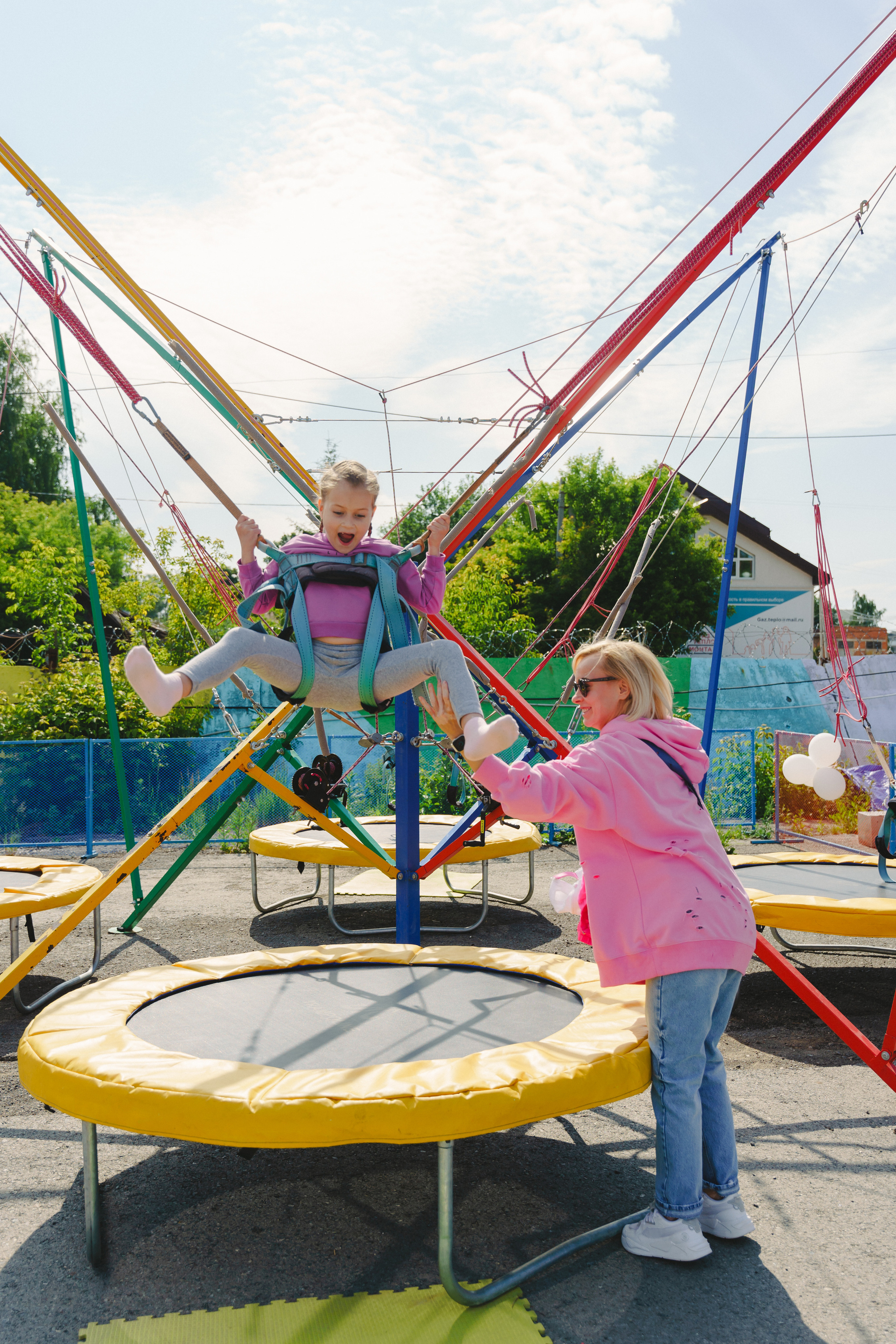 Открытие парка аттракционов «Галактика развлечений». Фотограф в детский сад в Екатеринбурге, выпускные альбомы Юлия Умерова