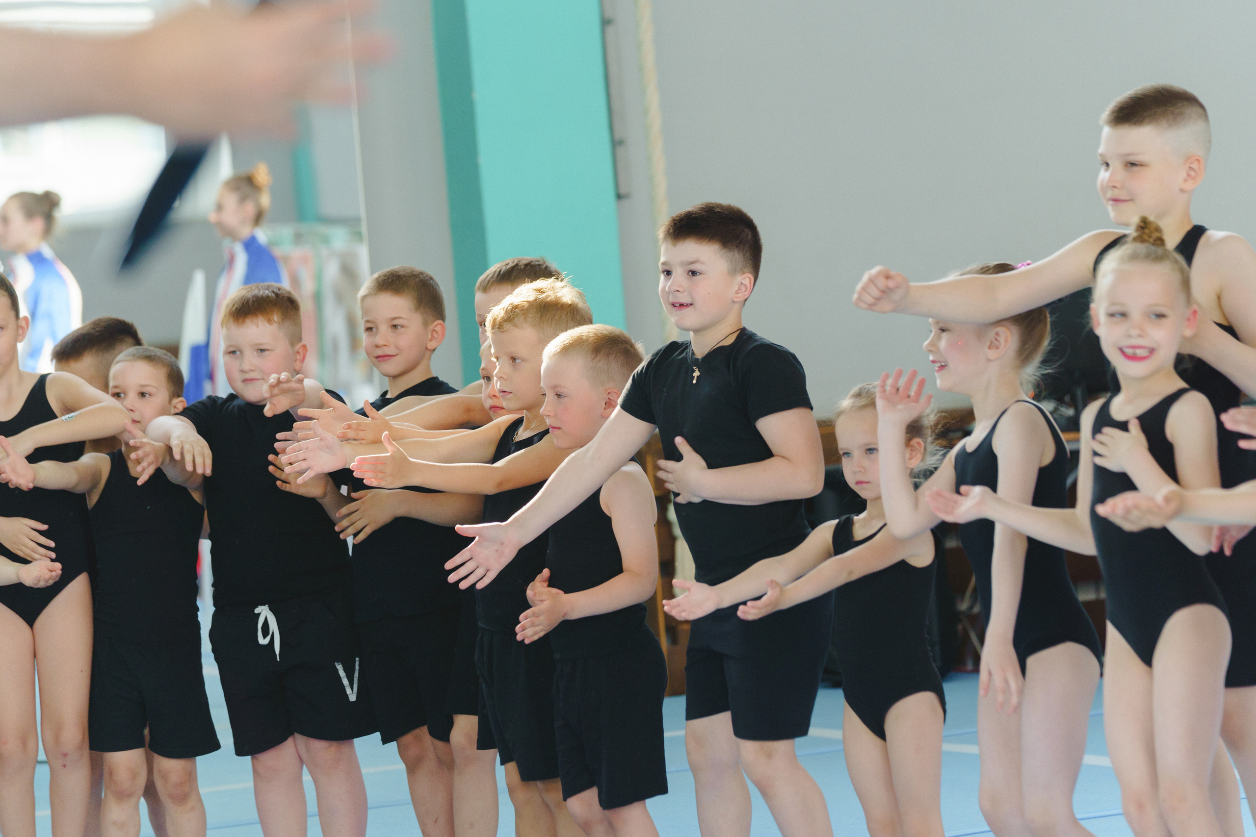 Межрегиональные соревнования по спортивной акробатике «Киндер Сюрприз». Фотограф в детский сад в Екатеринбурге, выпускные альбомы Юлия Умерова