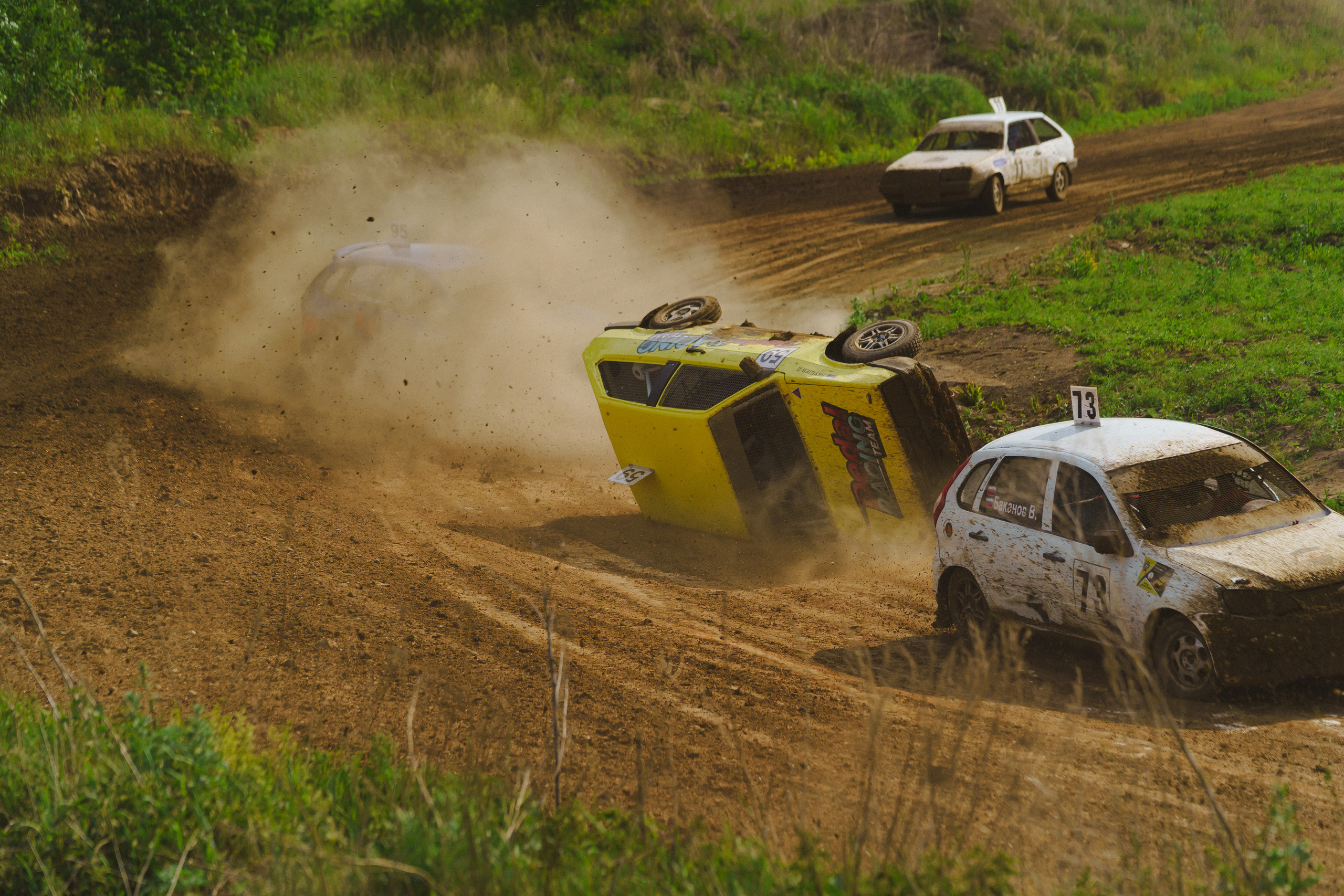 Автокросс Березовский. Фотограф Камиль Умеров. Фотограф в детский сад в Екатеринбурге, выпускные альбомы Юлия Умерова
