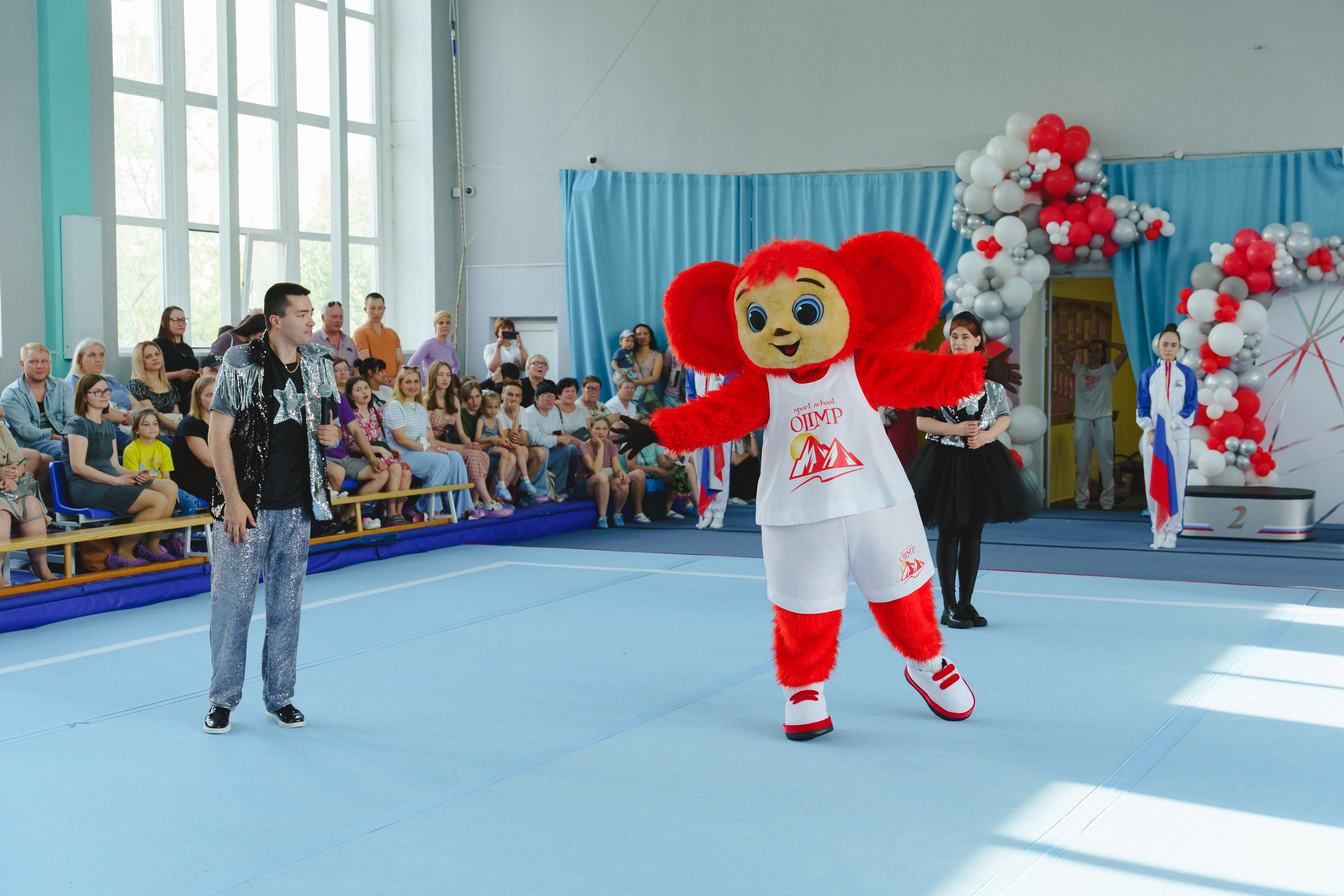 Межрегиональные соревнования по спортивной акробатике «Киндер Сюрприз». Фотограф в детский сад в Екатеринбурге, выпускные альбомы Юлия Умерова
