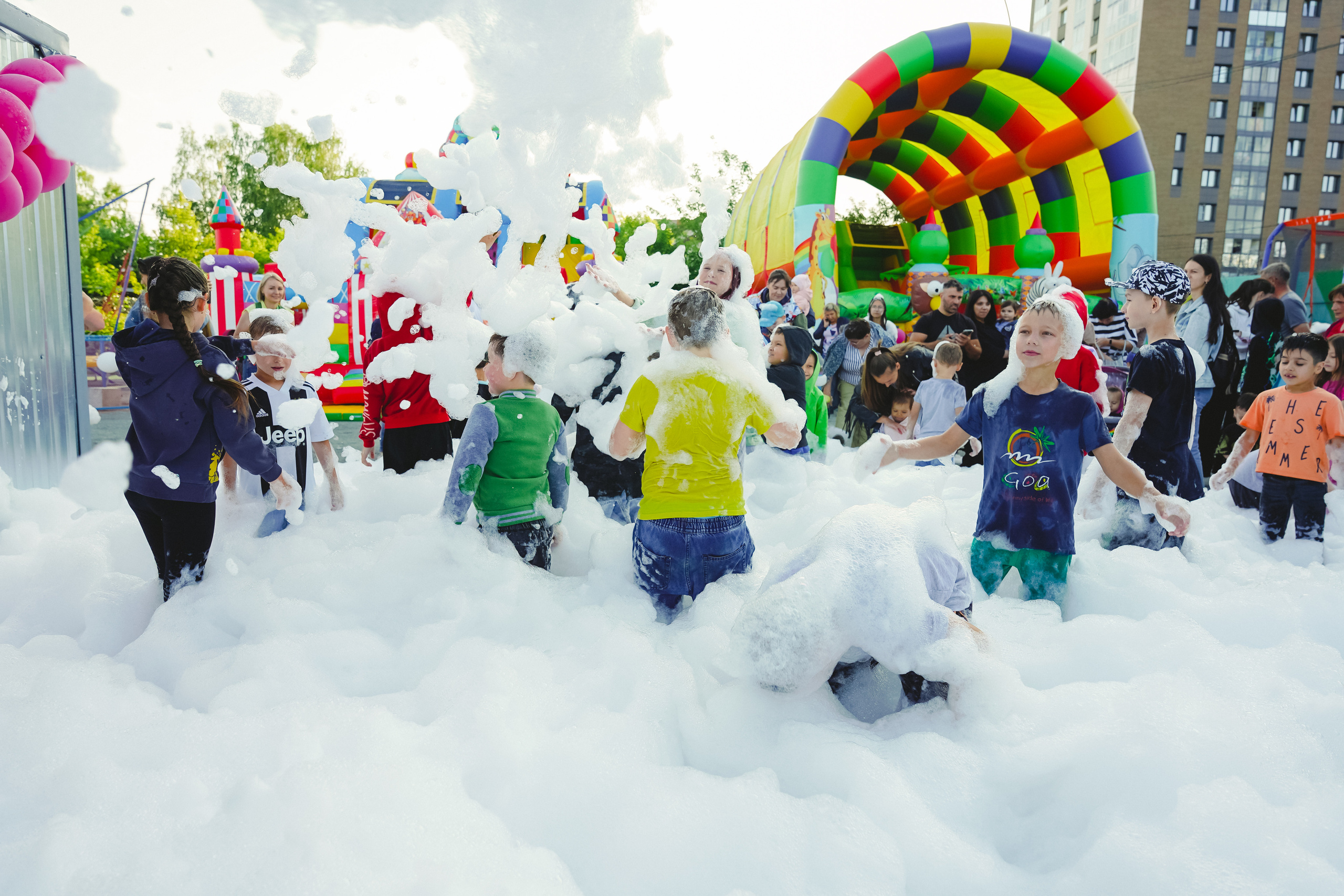 Открытие парка аттракционов «Галактика развлечений». Фотограф в детский сад в Екатеринбурге, выпускные альбомы Юлия Умерова