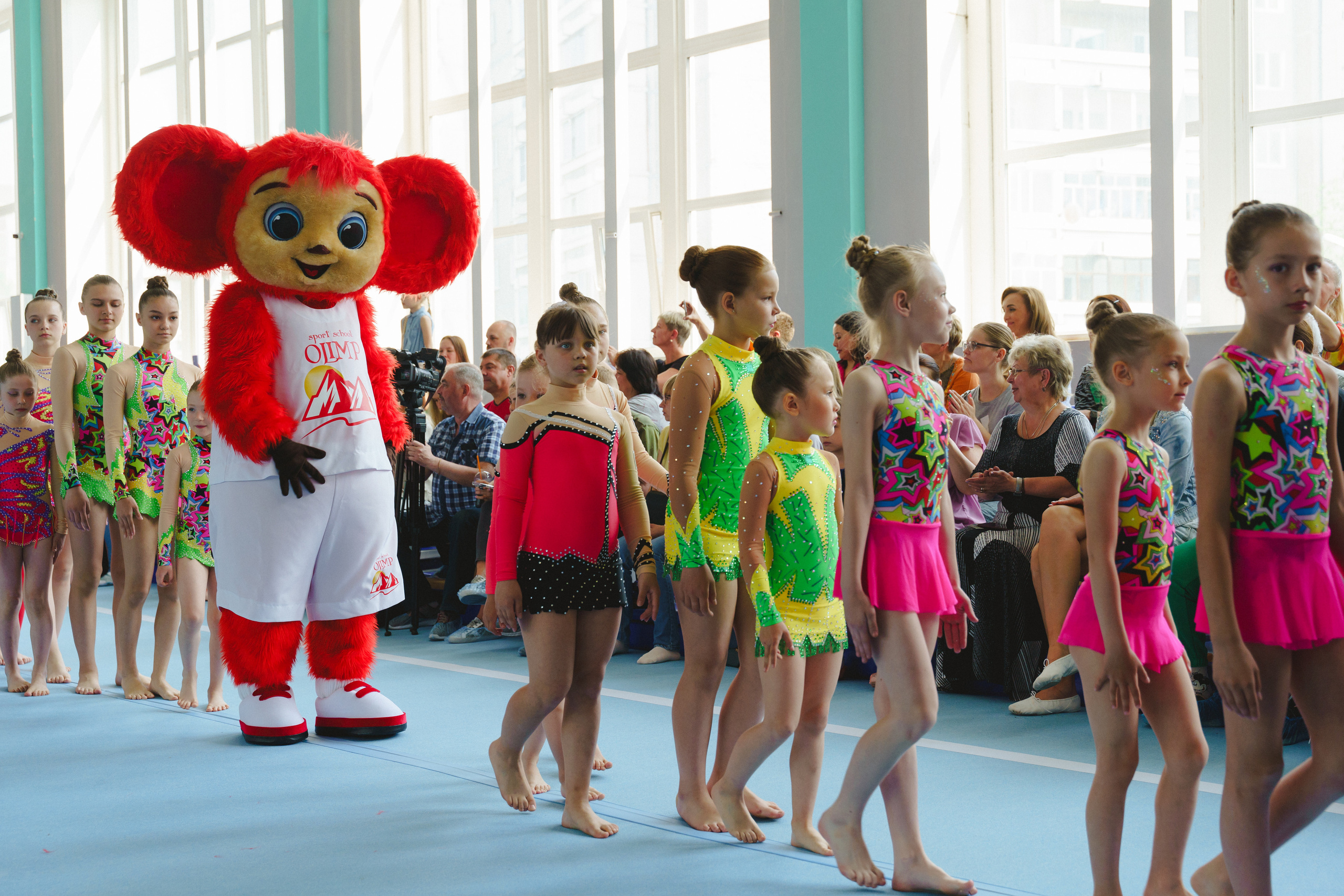 Межрегиональные соревнования по спортивной акробатике «Киндер Сюрприз». Фотограф в детский сад в Екатеринбурге, выпускные альбомы Юлия Умерова