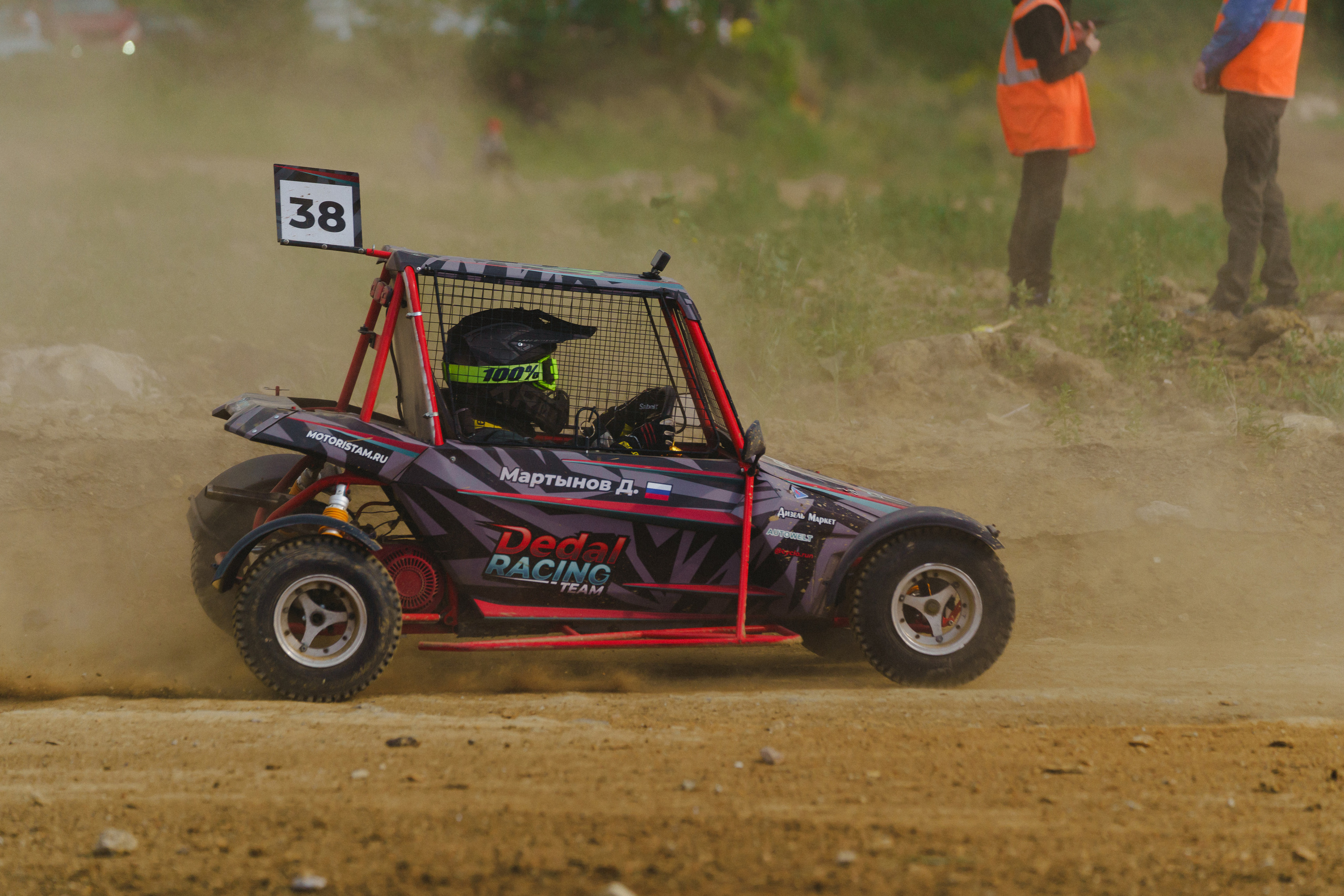 Автокросс Березовский. Фотограф Камиль Умеров. Фотограф в детский сад в Екатеринбурге, выпускные альбомы Юлия Умерова