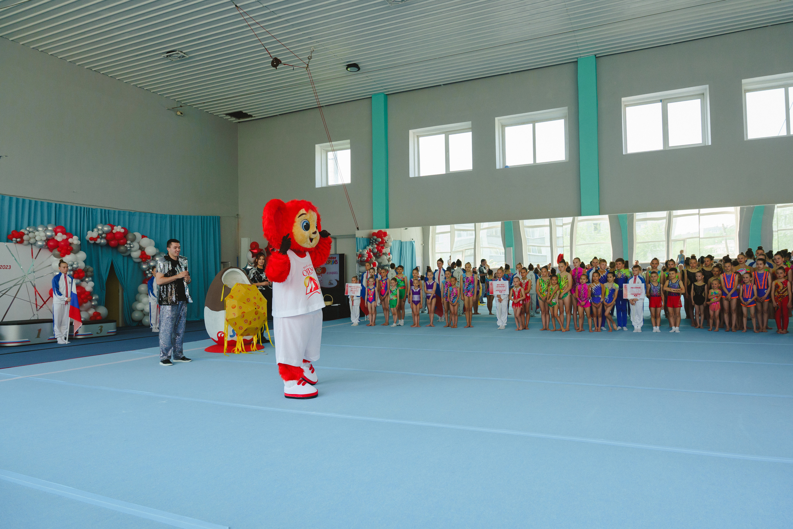 Межрегиональные соревнования по спортивной акробатике «Киндер Сюрприз». Фотограф в детский сад в Екатеринбурге, выпускные альбомы Юлия Умерова