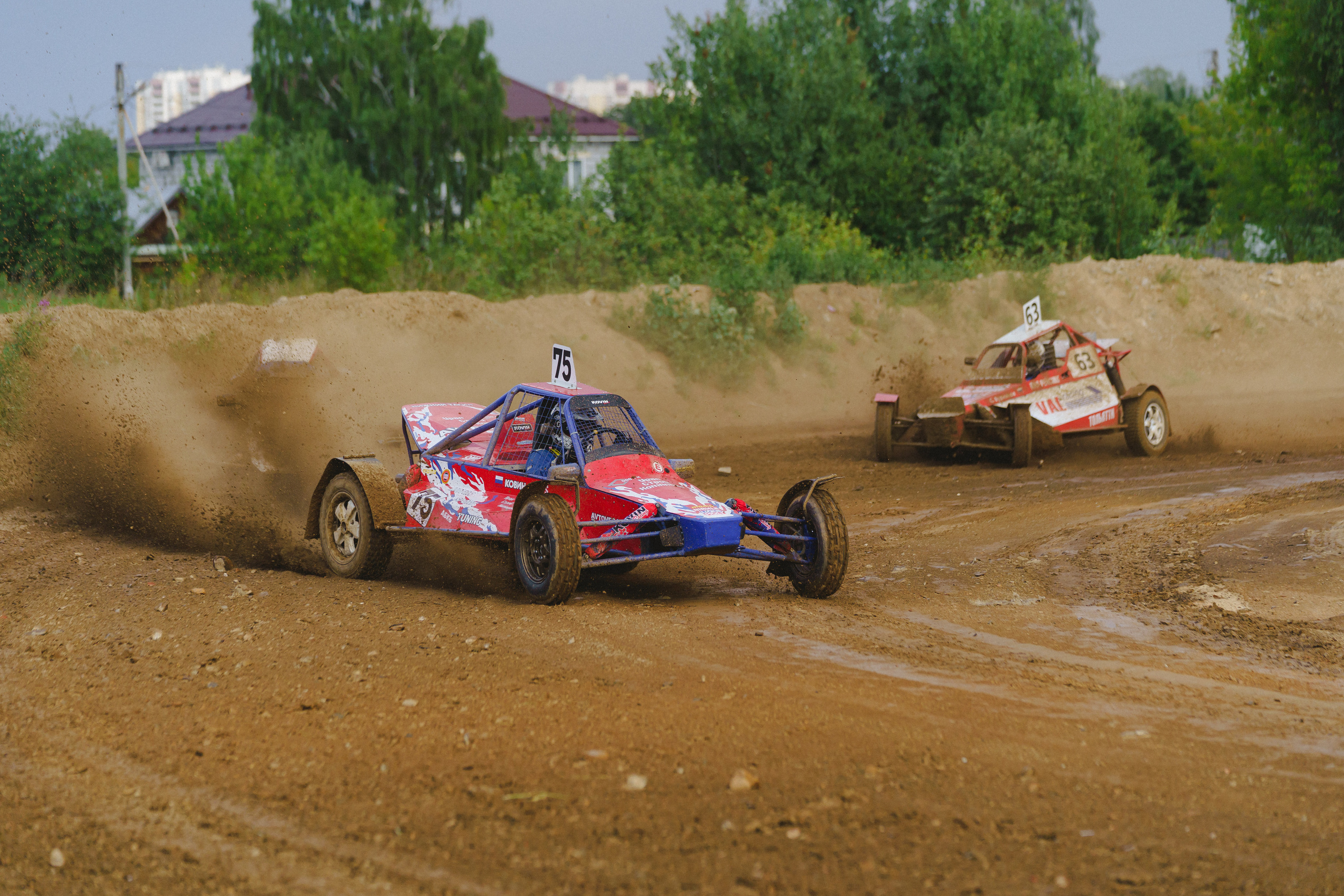 Автокросс Березовский. Фотограф Камиль Умеров. Фотограф в детский сад в Екатеринбурге, выпускные альбомы Юлия Умерова