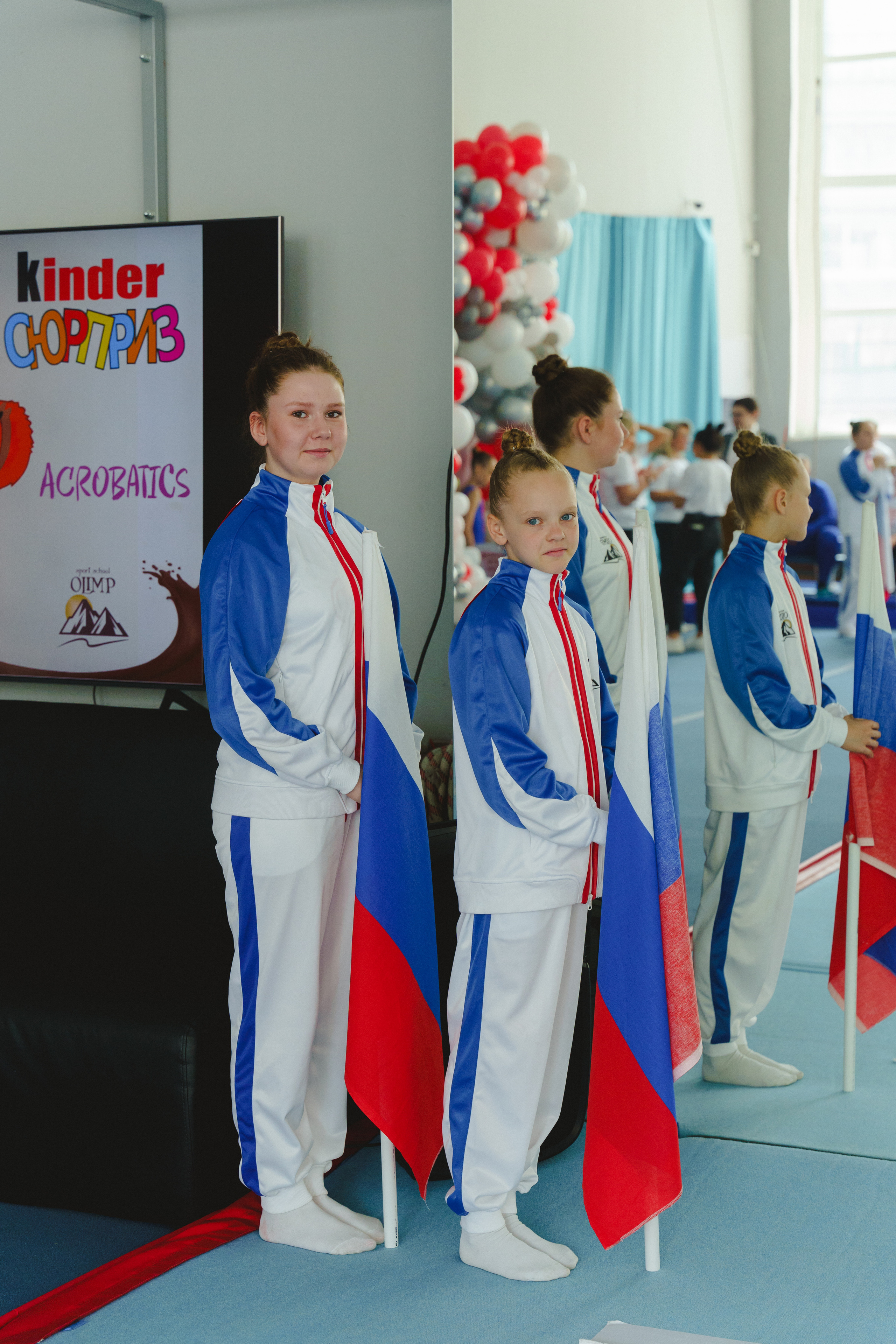 Межрегиональные соревнования по спортивной акробатике «Киндер Сюрприз». Фотограф в детский сад в Екатеринбурге, выпускные альбомы Юлия Умерова