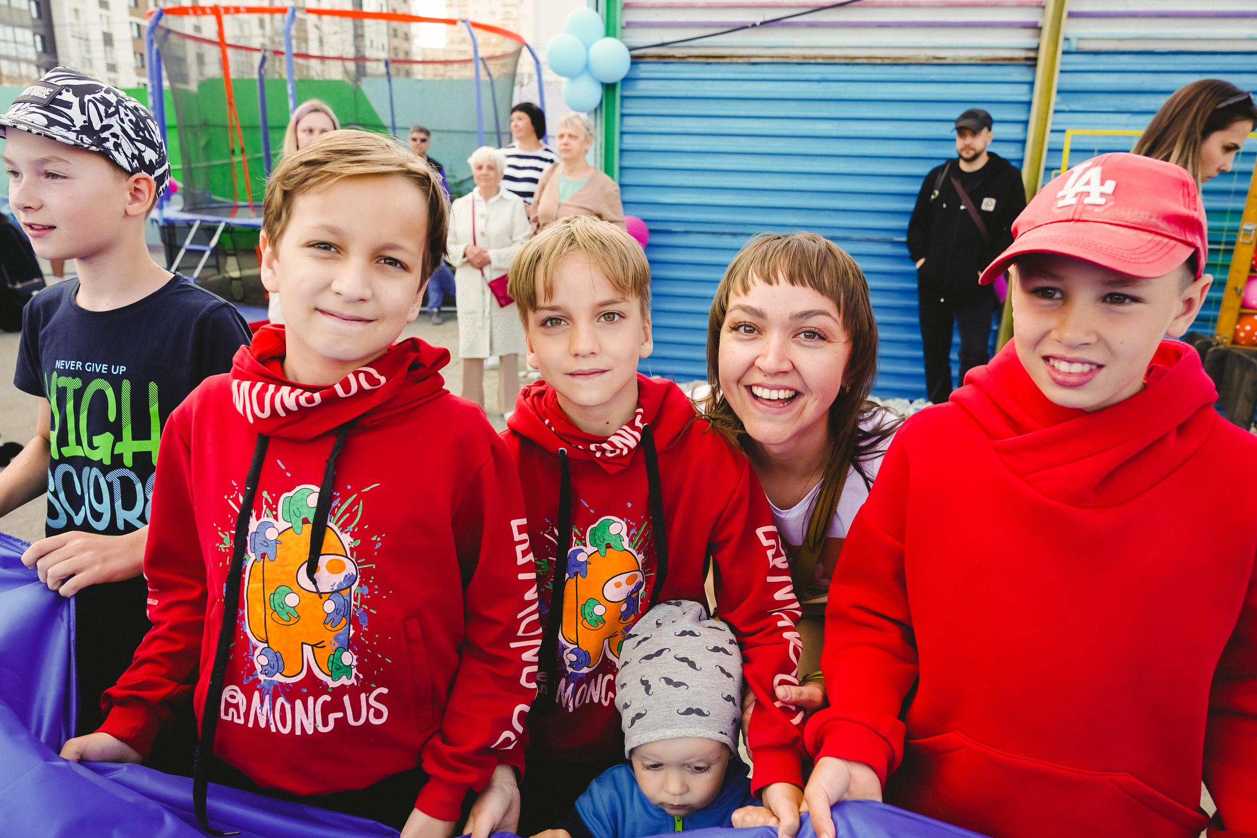 Открытие парка аттракционов «Галактика развлечений». Фотограф в детский сад в Екатеринбурге, выпускные альбомы Юлия Умерова