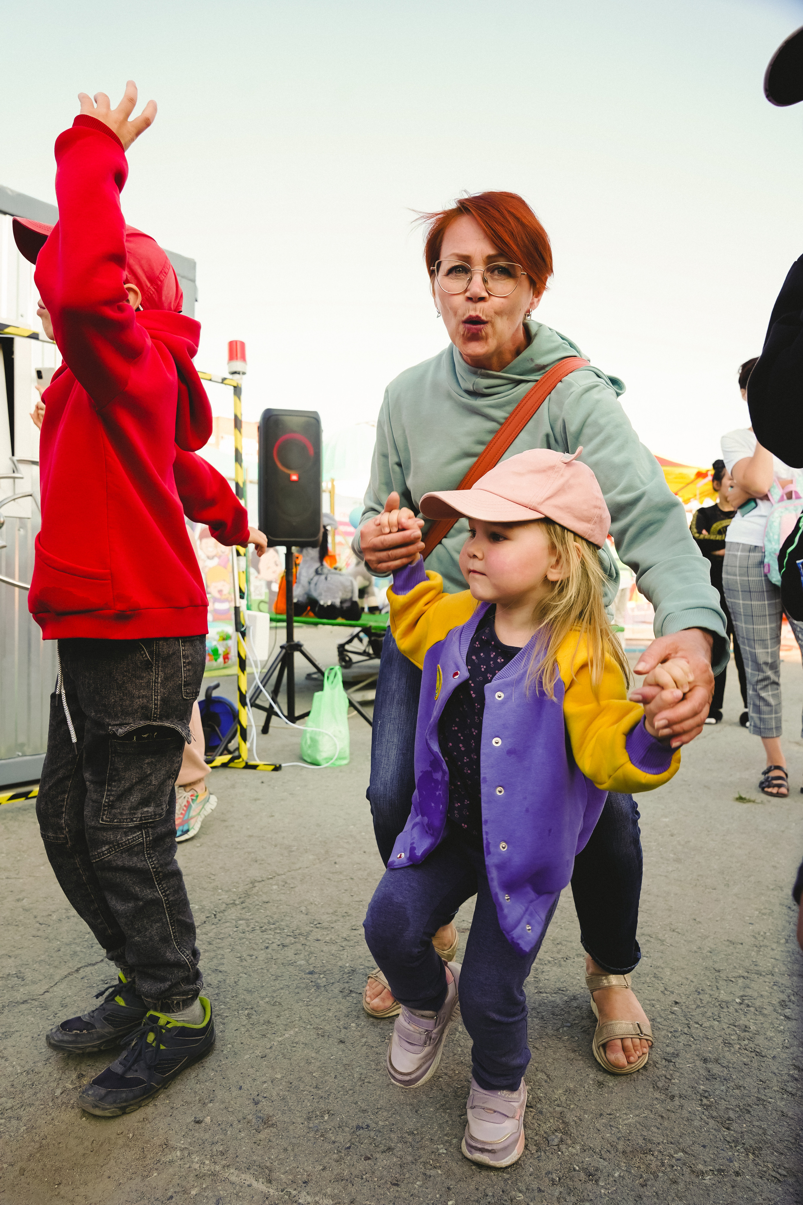 Открытие парка аттракционов «Галактика развлечений». Фотограф в детский сад в Екатеринбурге, выпускные альбомы Юлия Умерова