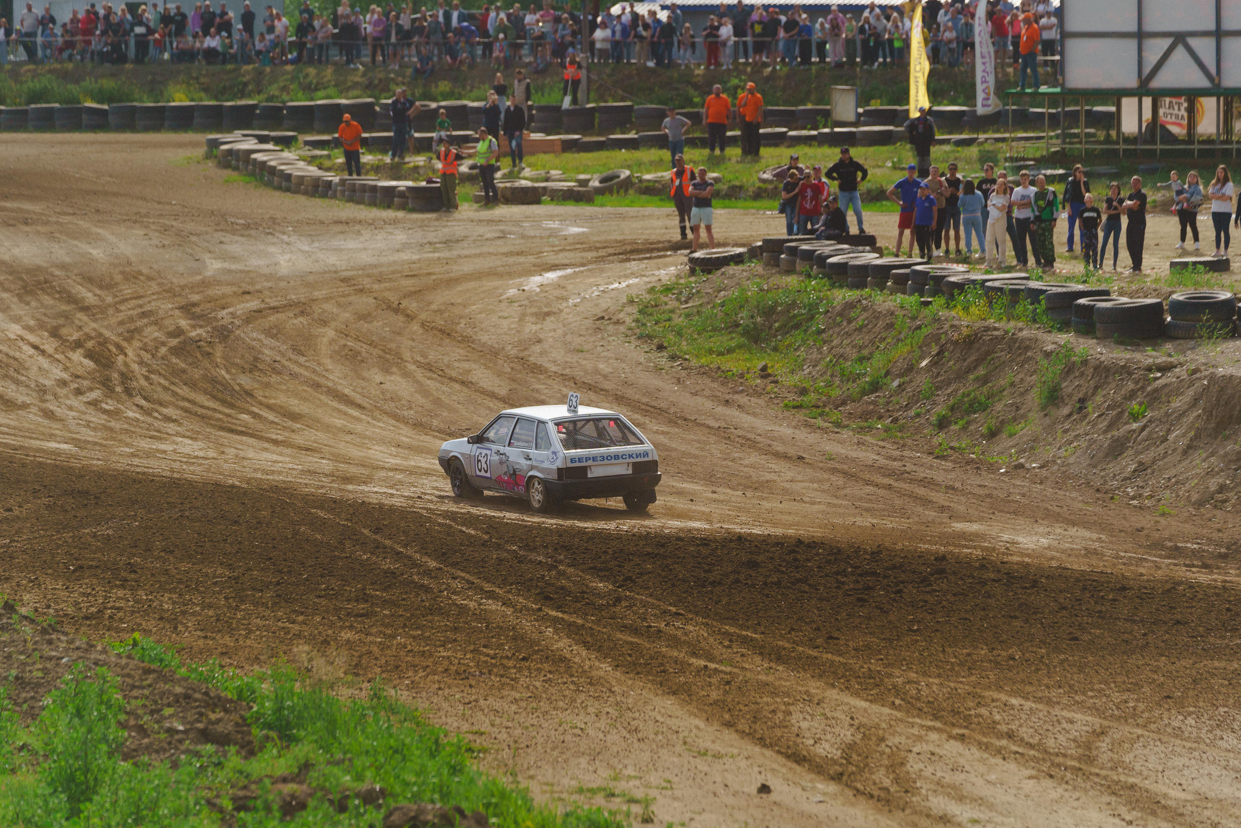 Автокросс Березовский. Фотограф Камиль Умеров. Фотограф в детский сад в Екатеринбурге, выпускные альбомы Юлия Умерова