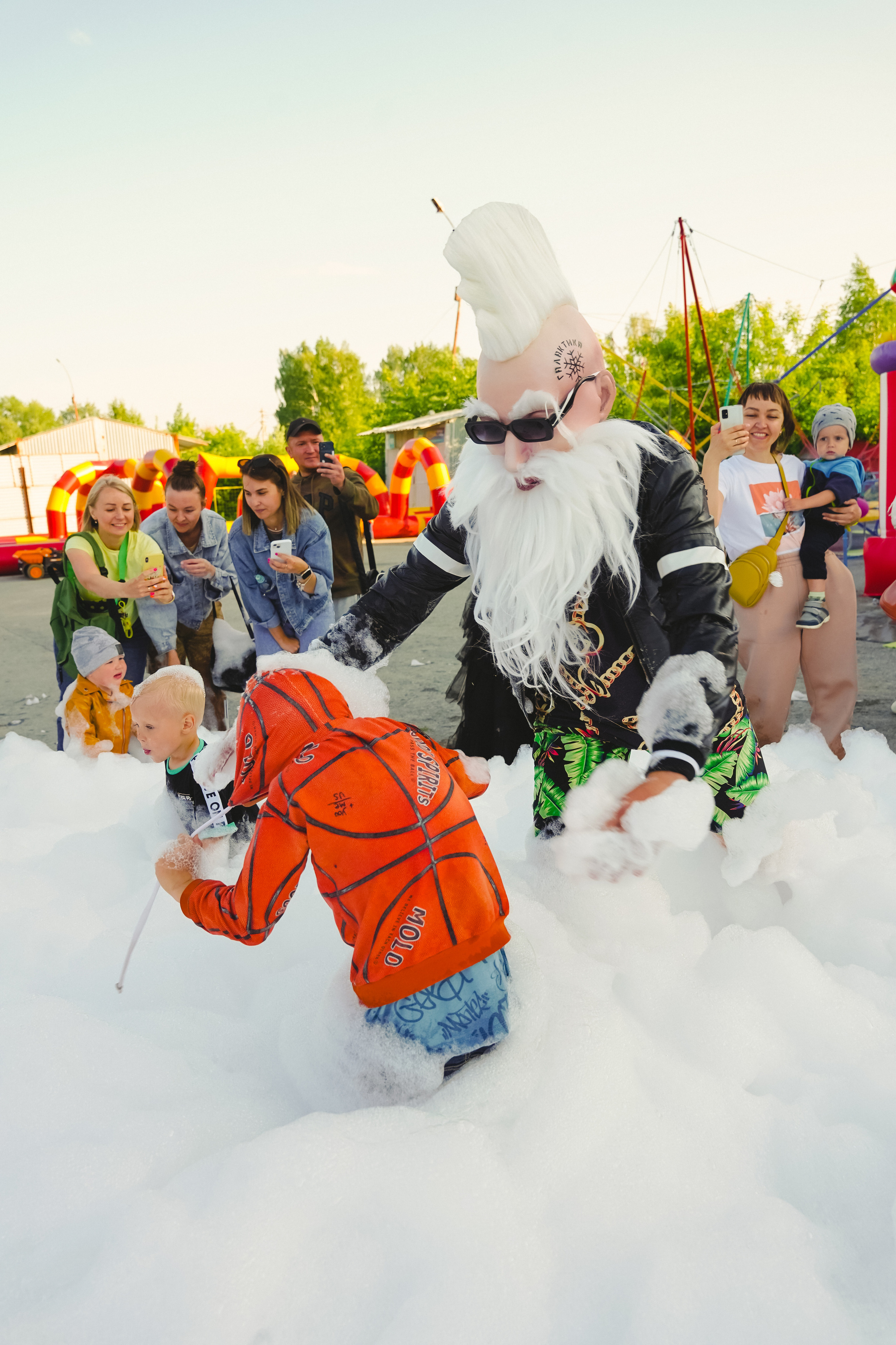 Открытие парка аттракционов «Галактика развлечений». Фотограф в детский сад в Екатеринбурге, выпускные альбомы Юлия Умерова