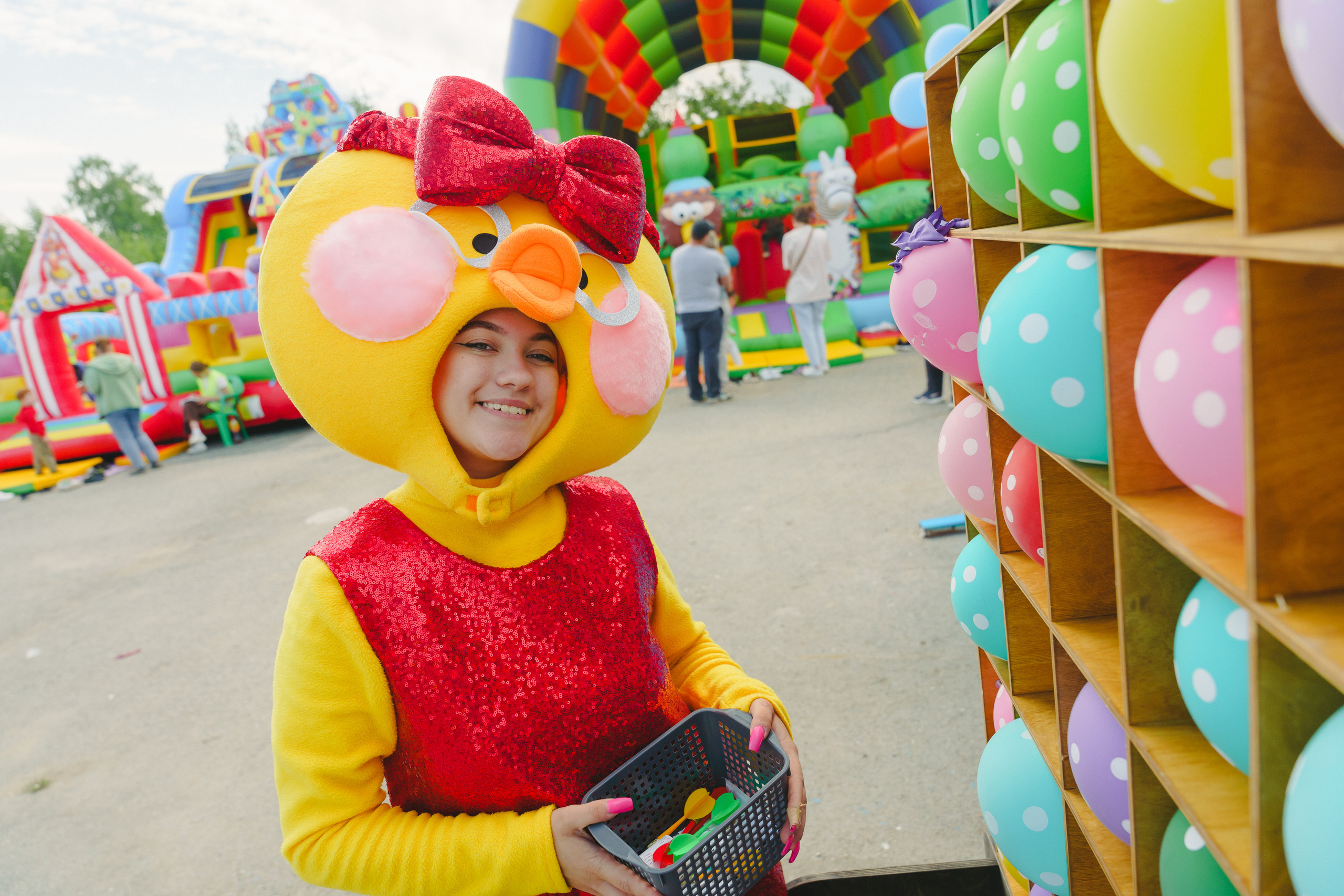 Открытие парка аттракционов «Галактика развлечений». Фотограф в детский сад в Екатеринбурге, выпускные альбомы Юлия Умерова