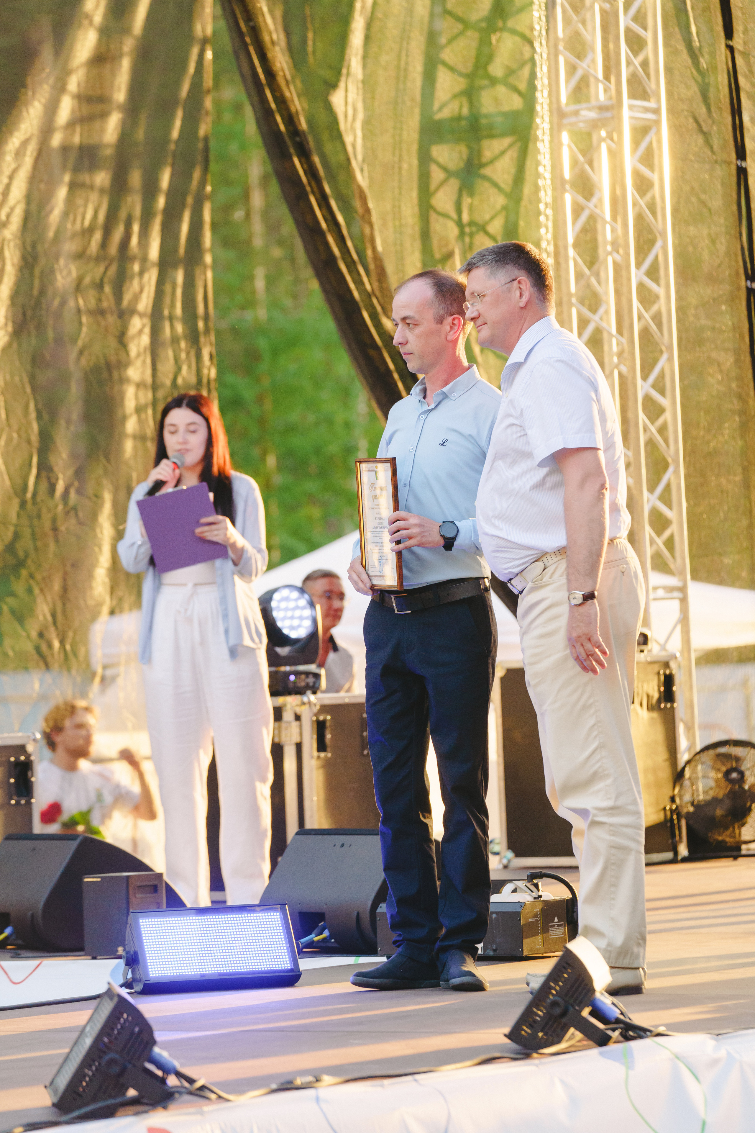 Юбилей БМАУ ДЗОЛ «Зарница». Фотограф в детский сад в Екатеринбурге, выпускные альбомы Юлия Умерова