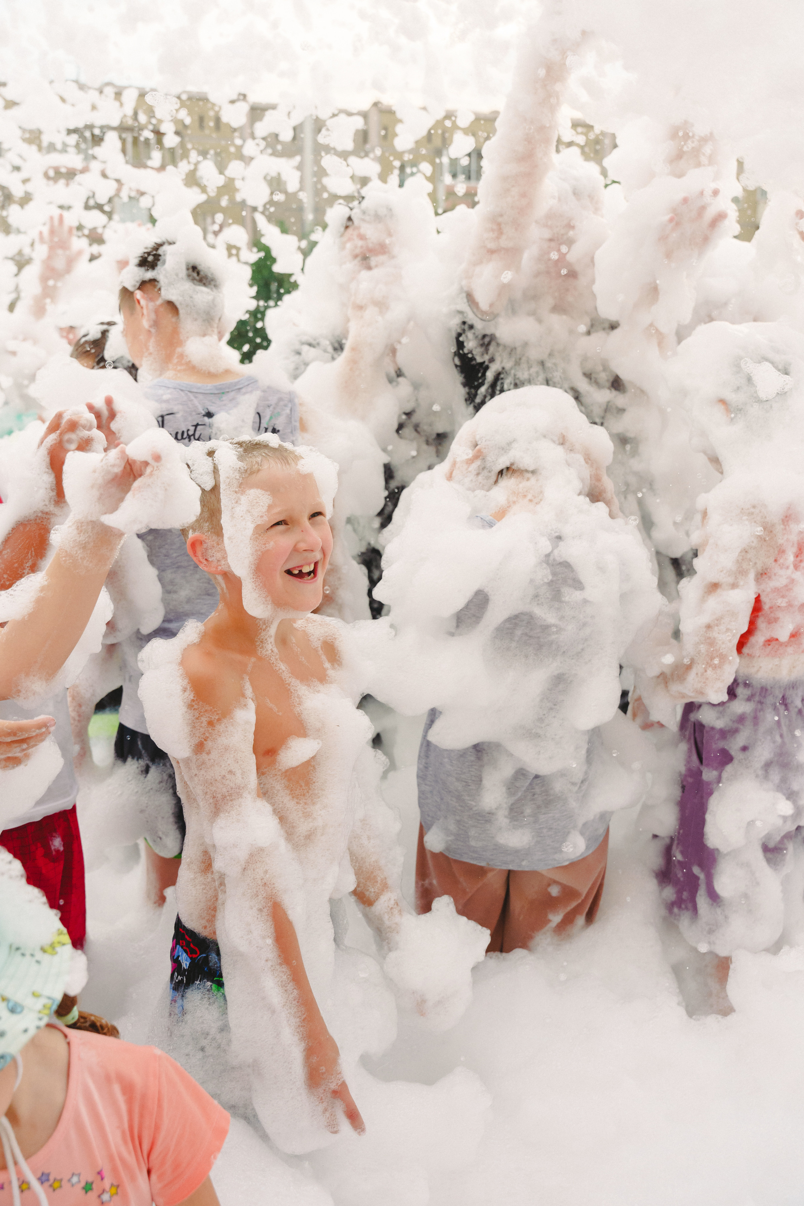 Пена — ПАТИ «Галактика развлечений» и «УК КОТ». Фотограф в детский сад в Екатеринбурге, выпускные альбомы Юлия Умерова