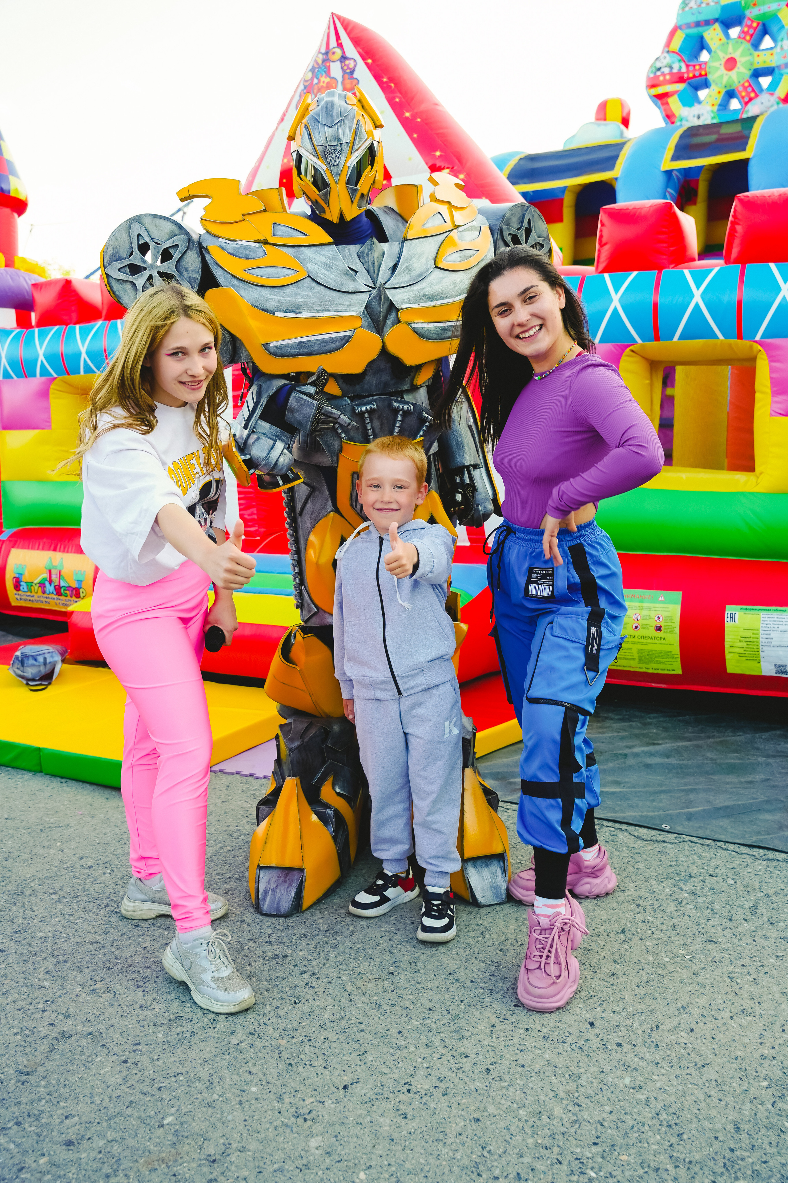 Открытие парка аттракционов «Галактика развлечений». Фотограф в детский сад в Екатеринбурге, выпускные альбомы Юлия Умерова