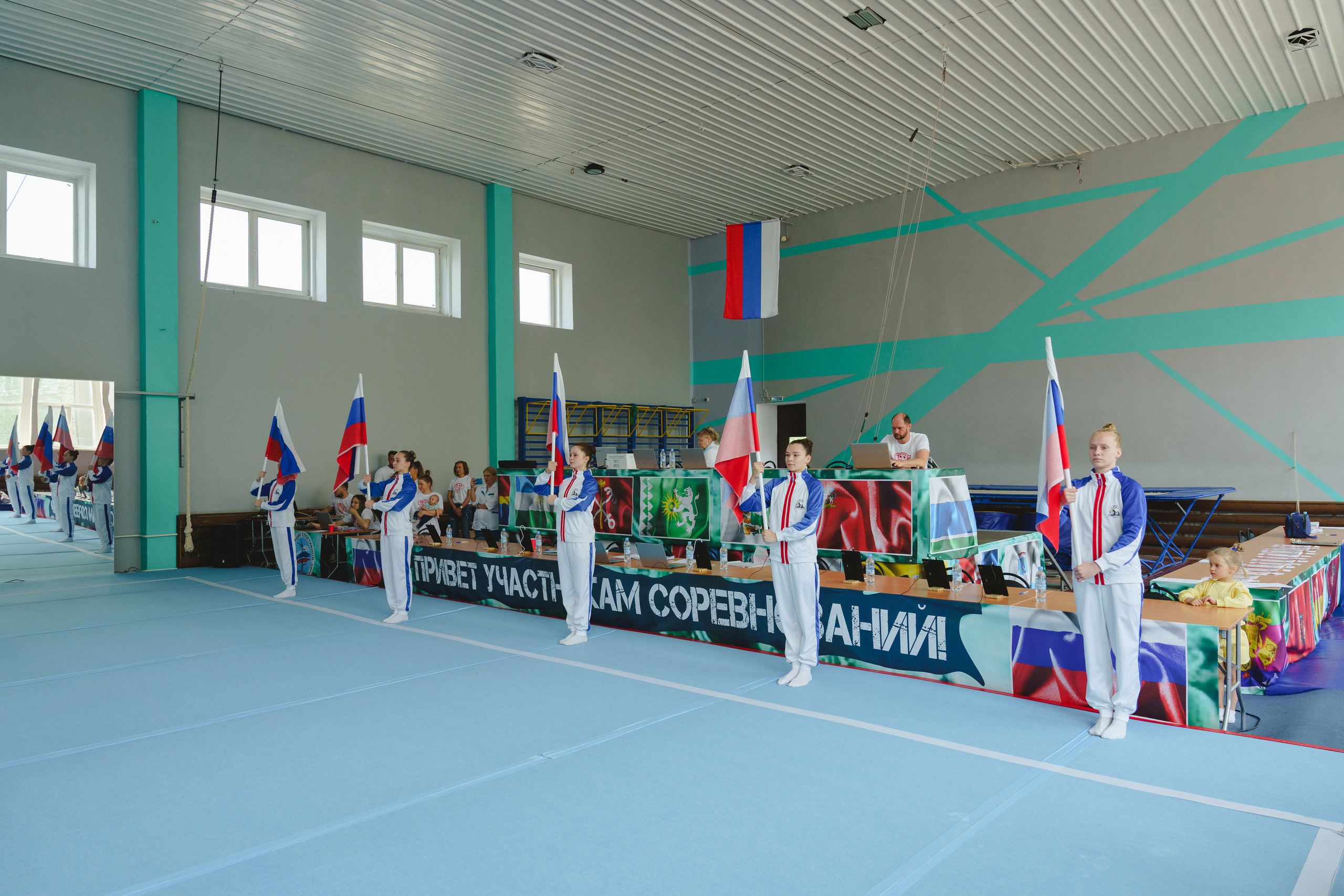 Межрегиональные соревнования по спортивной акробатике «Киндер Сюрприз». Фотограф в детский сад в Екатеринбурге, выпускные альбомы Юлия Умерова