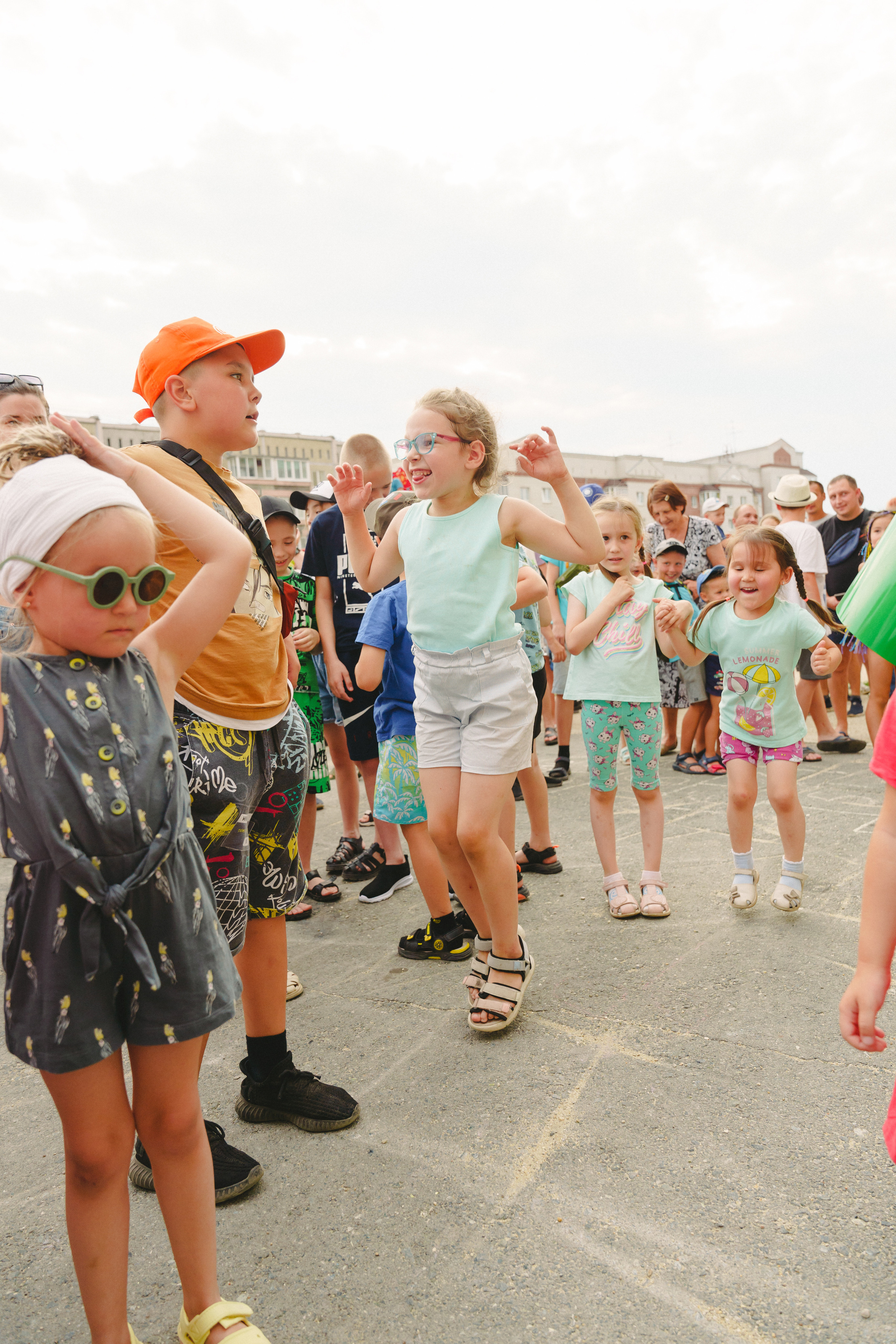 Пена — ПАТИ «Галактика развлечений» и «УК КОТ». Фотограф в детский сад в Екатеринбурге, выпускные альбомы Юлия Умерова