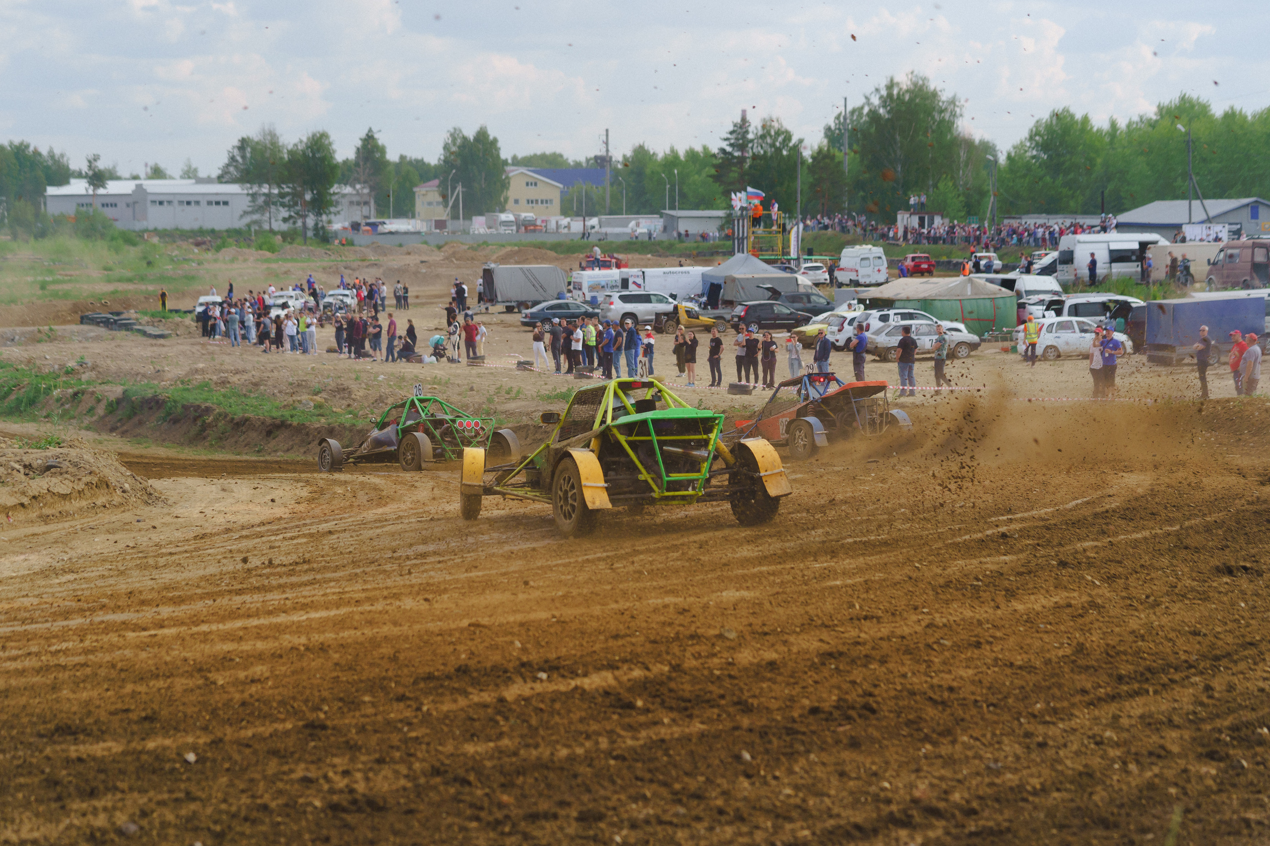 Автокросс Березовский. Фотограф Камиль Умеров. Фотограф в детский сад в Екатеринбурге, выпускные альбомы Юлия Умерова