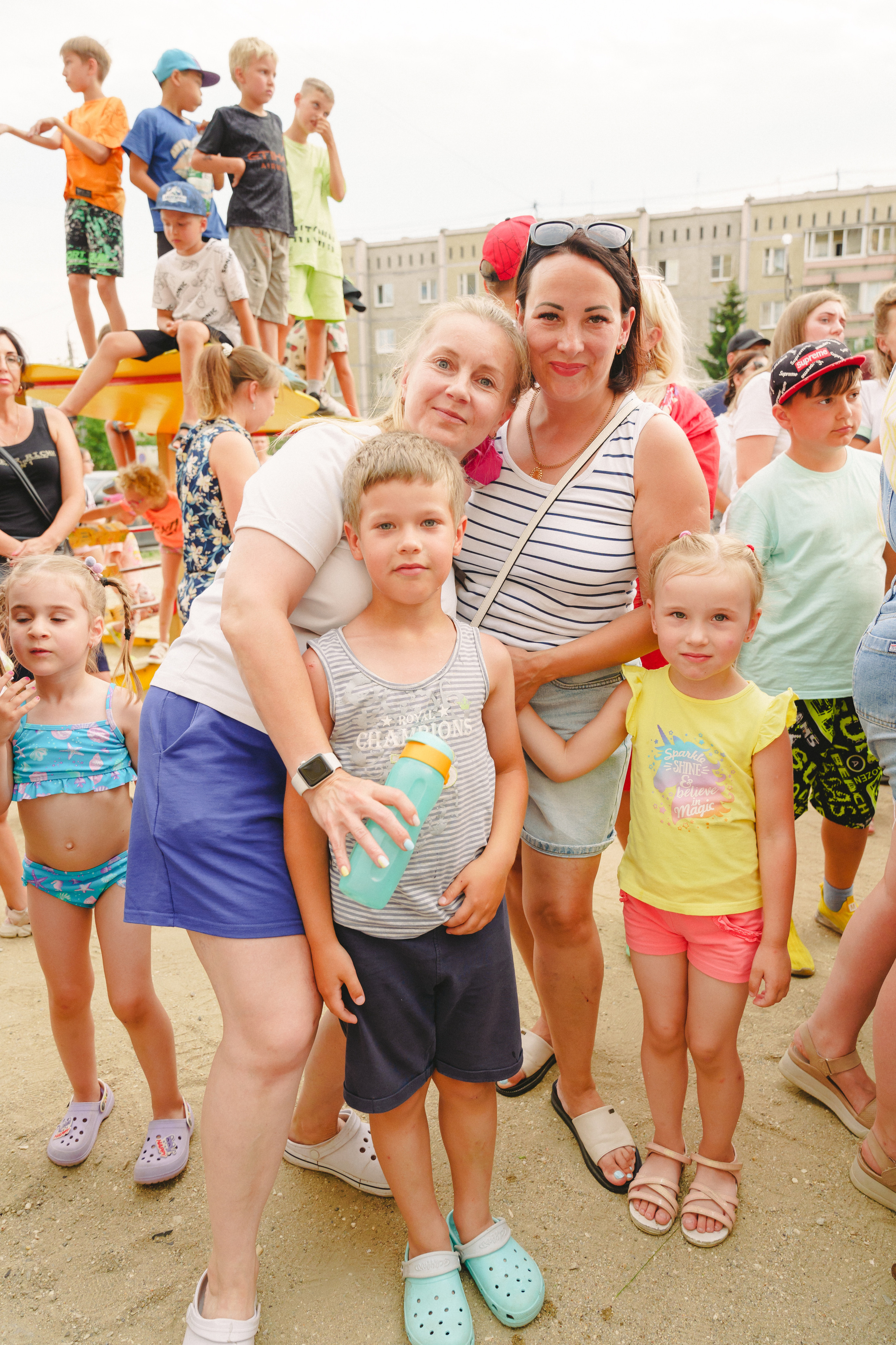 Пена — ПАТИ «Галактика развлечений» и «УК КОТ». Фотограф в детский сад в Екатеринбурге, выпускные альбомы Юлия Умерова