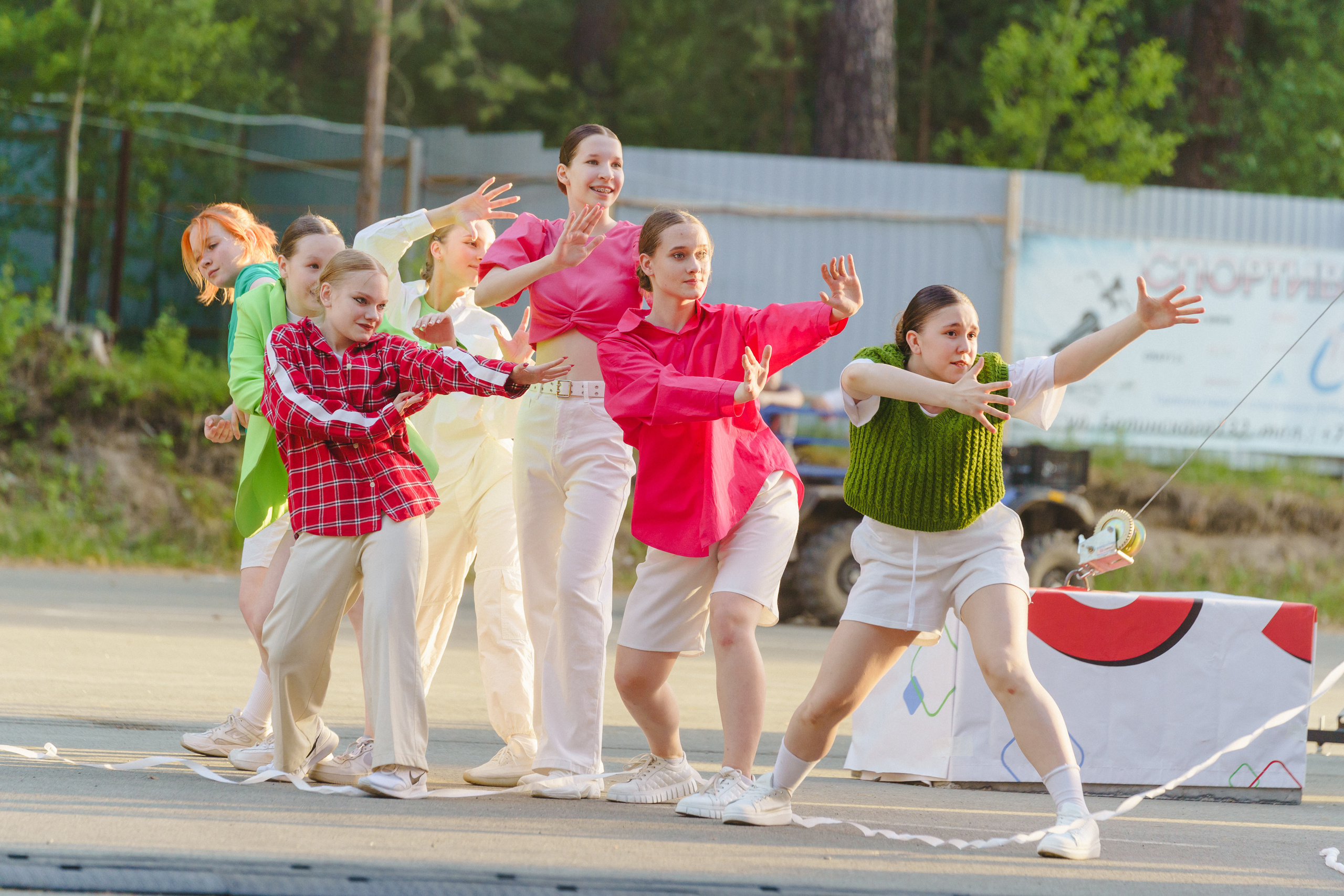 Юбилей БМАУ ДЗОЛ «Зарница». Фотограф в детский сад в Екатеринбурге, выпускные альбомы Юлия Умерова